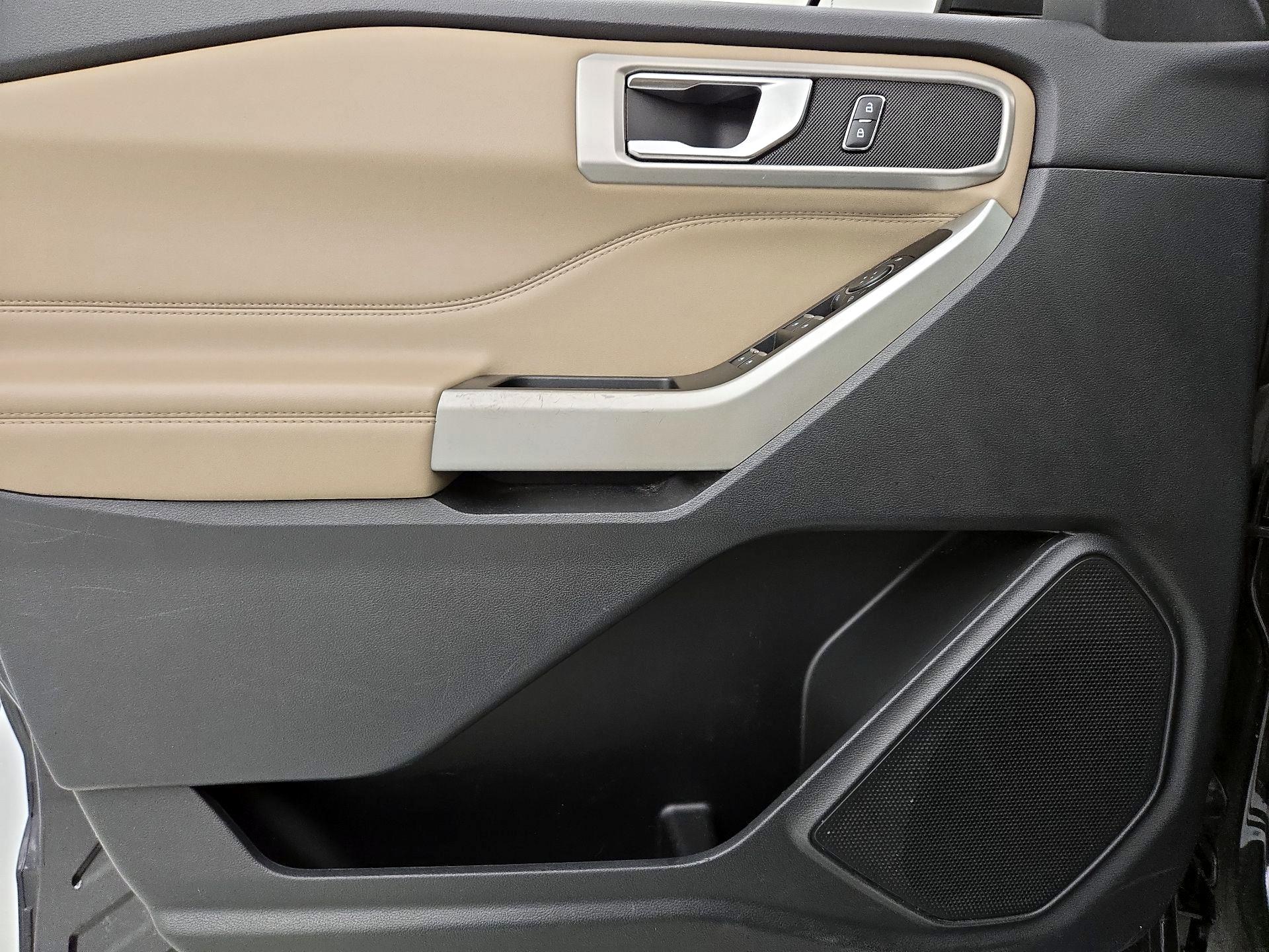 Thumbnail: 2022 Ford Explorer - 12