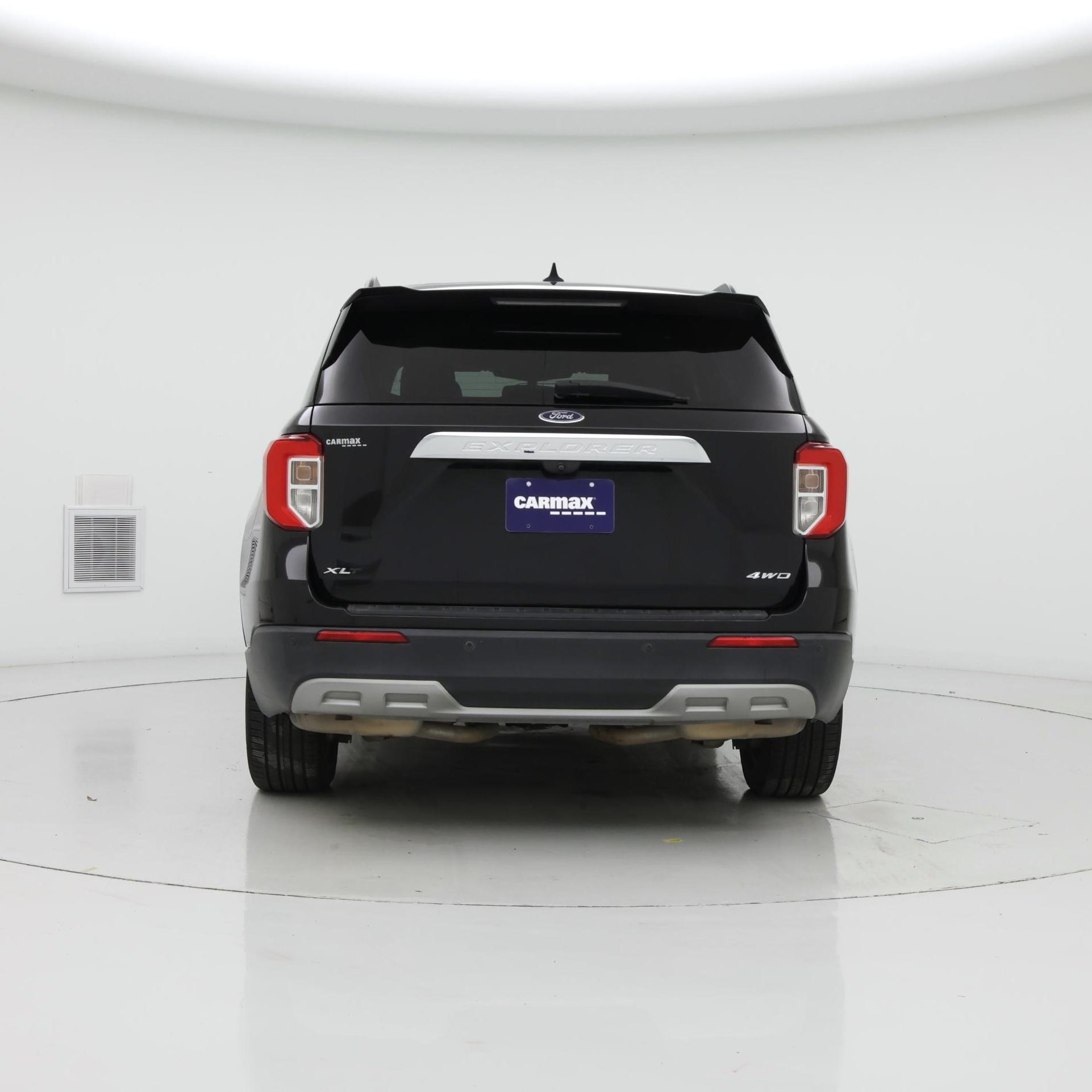 Thumbnail: 2022 Ford Explorer - 6