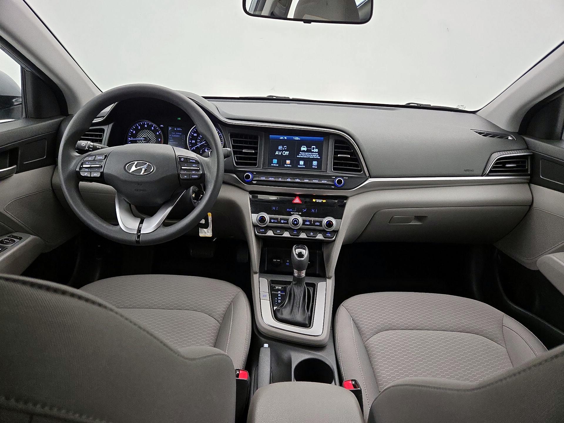 Thumbnail: 2020 Hyundai Elantra - 9