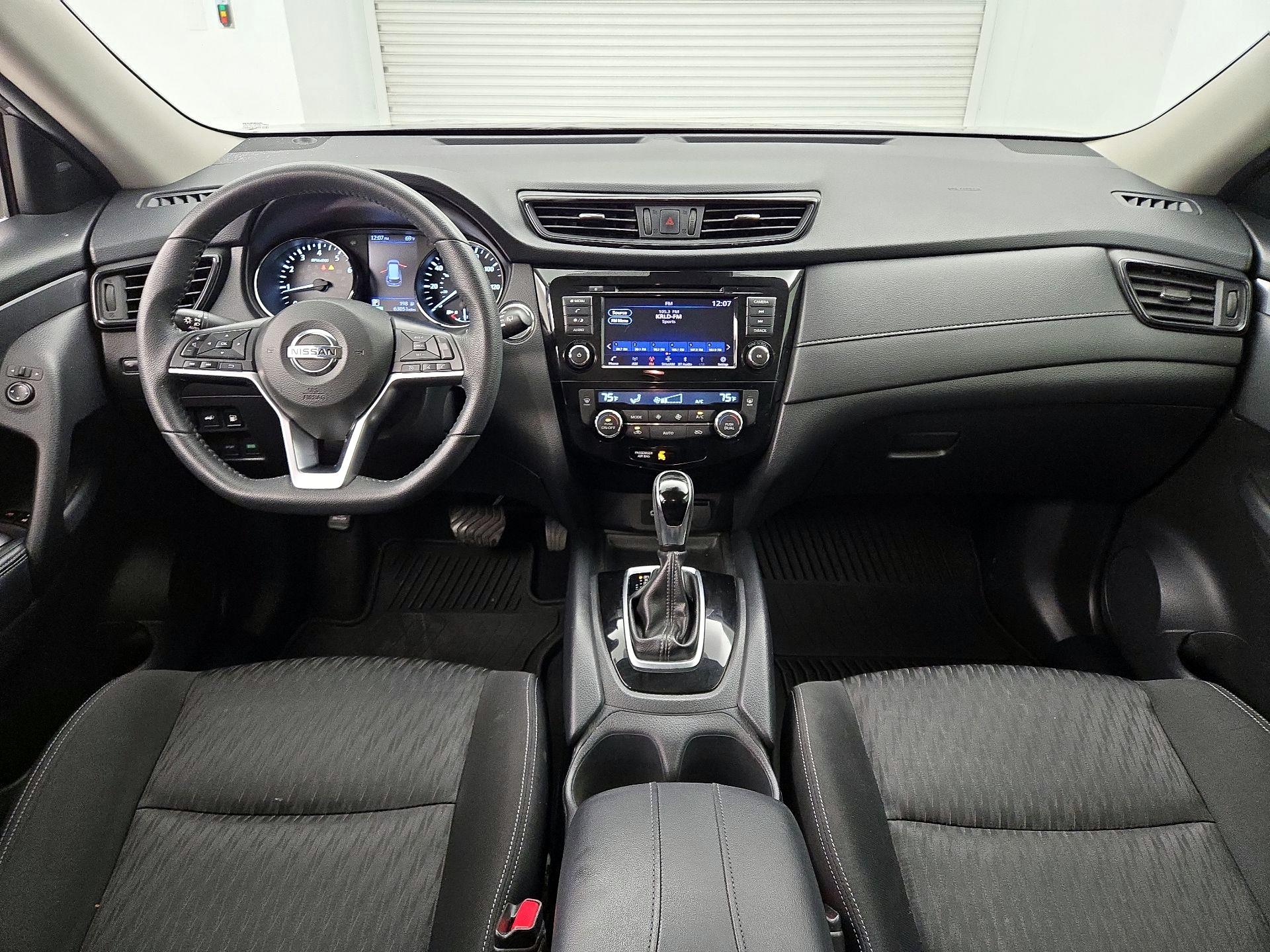 Thumbnail: 2020 Nissan Rogue - 9