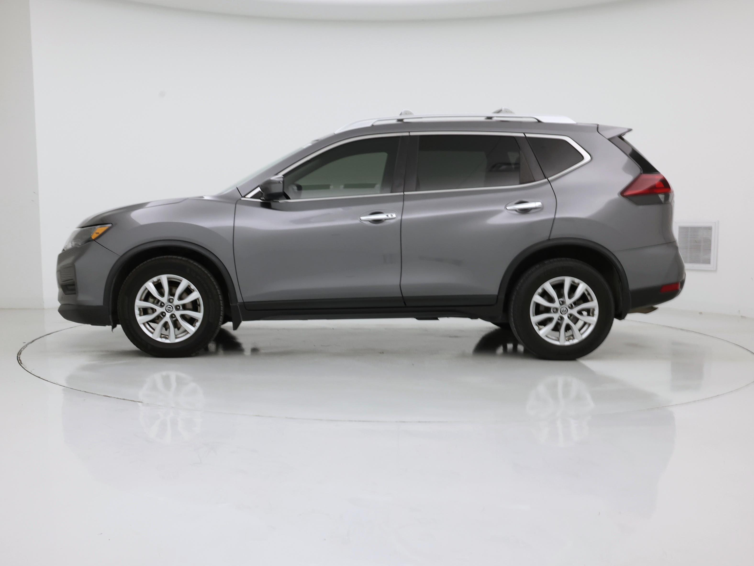 Thumbnail: 2020 Nissan Rogue - 3