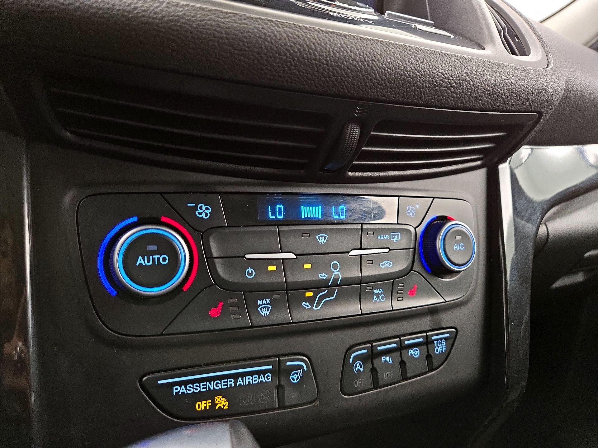 Thumbnail: 2018 Ford Escape - 17