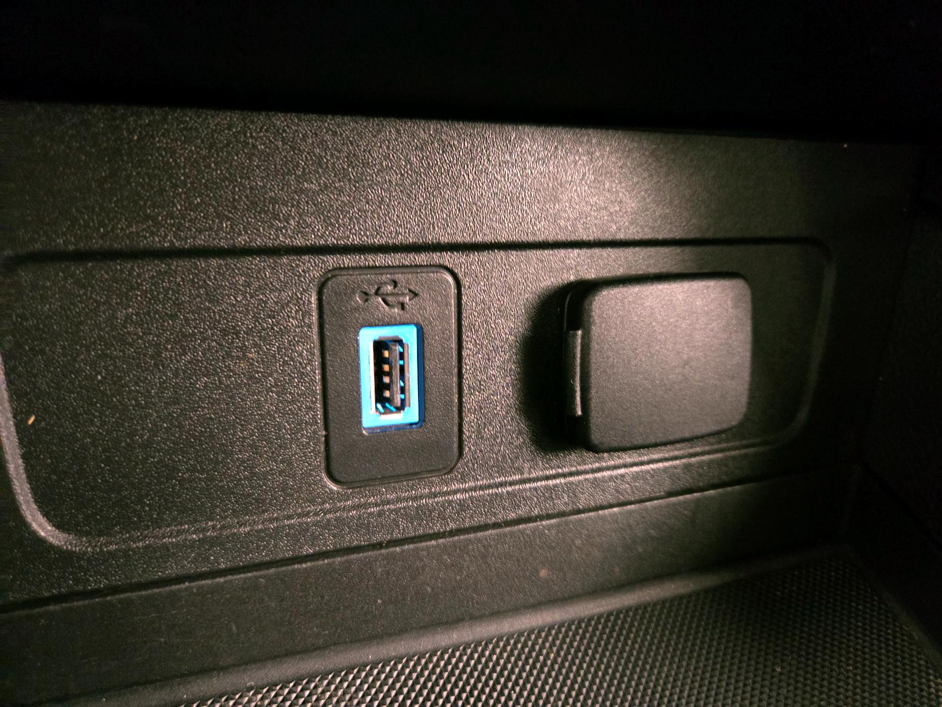 Thumbnail: 2018 Ford Escape - 19