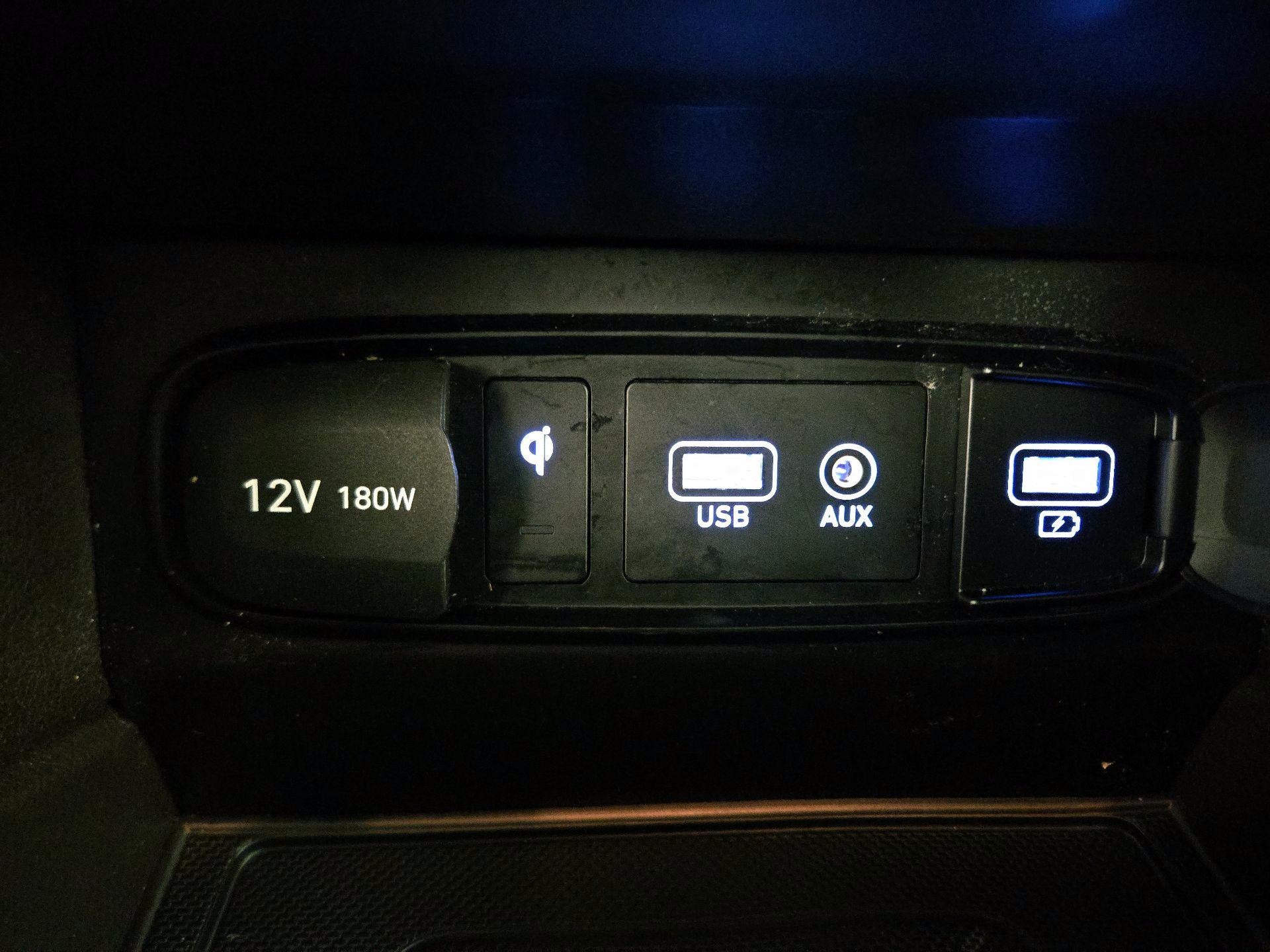 Thumbnail: 2020 Hyundai Santa Fe - 18