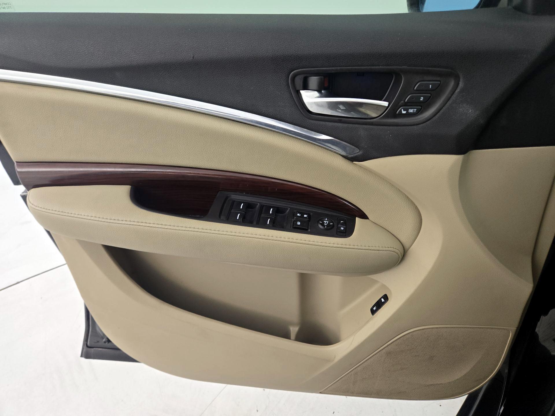 Thumbnail: 2015 Acura MDX - 12