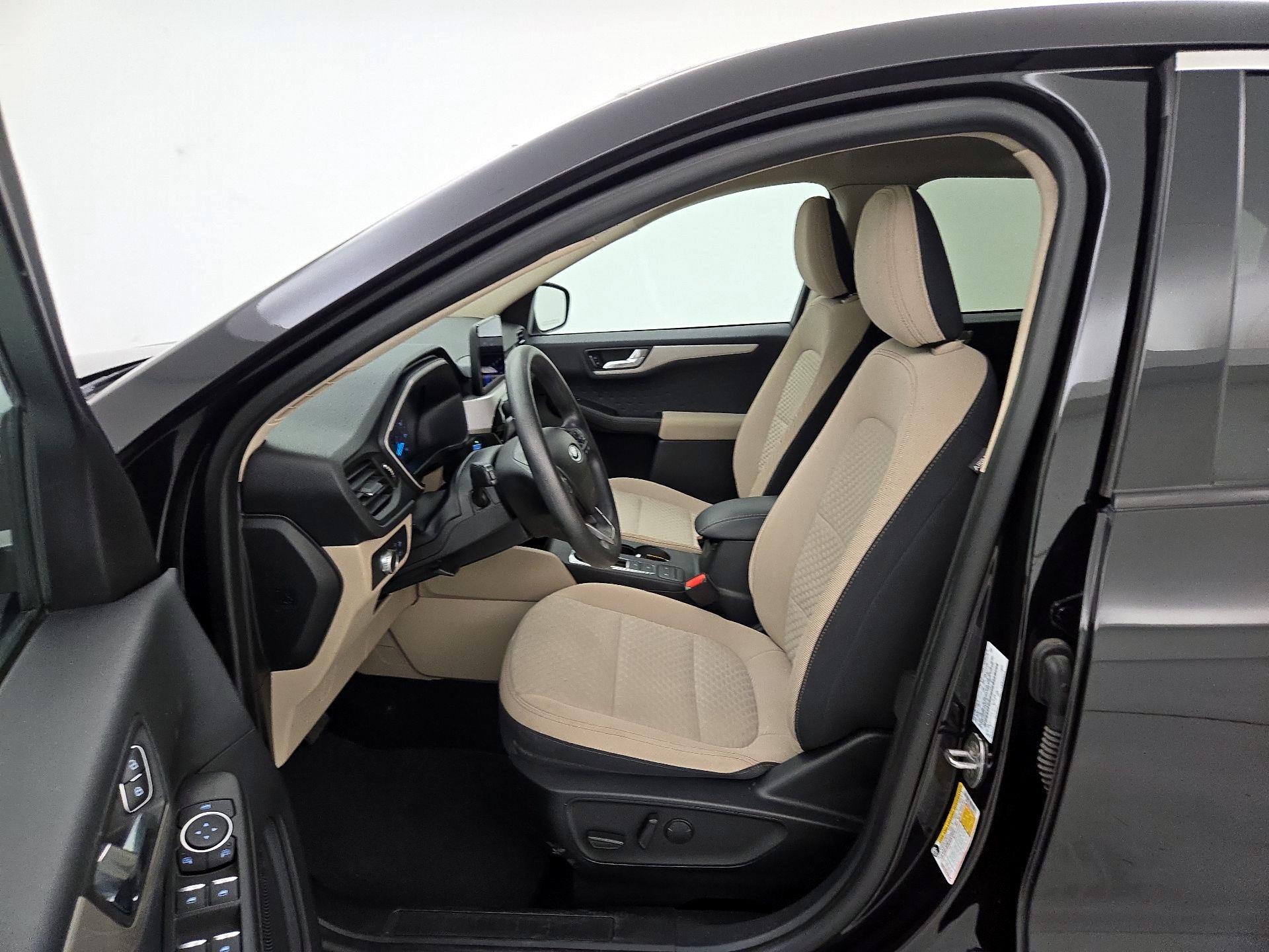 Thumbnail: 2020 Ford Escape - 11