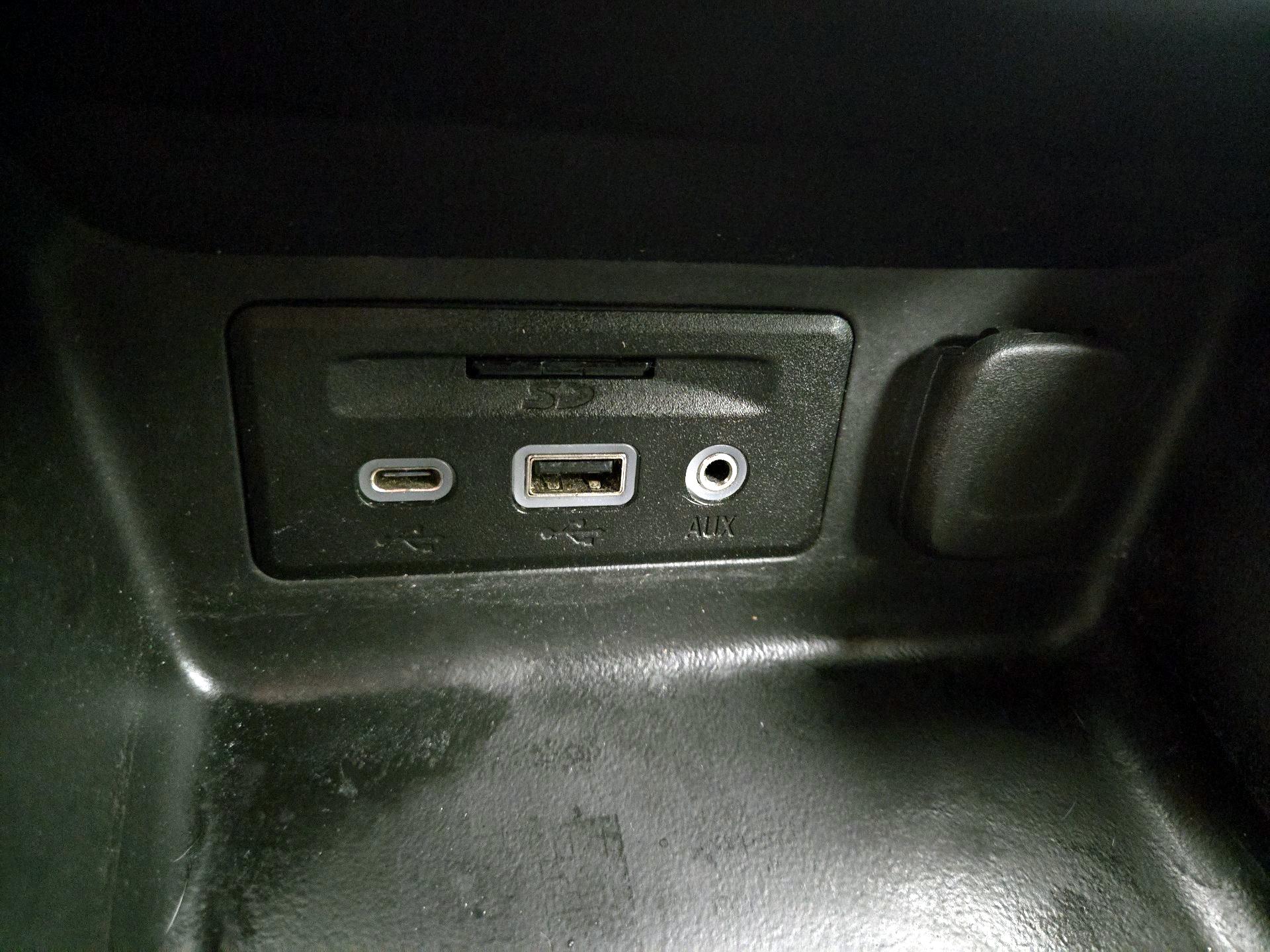 Thumbnail: 2019 GMC Terrain - 17