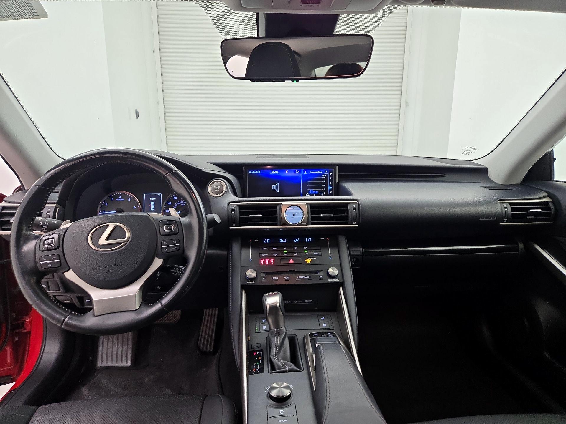 Thumbnail: 2017 Lexus IS - 9