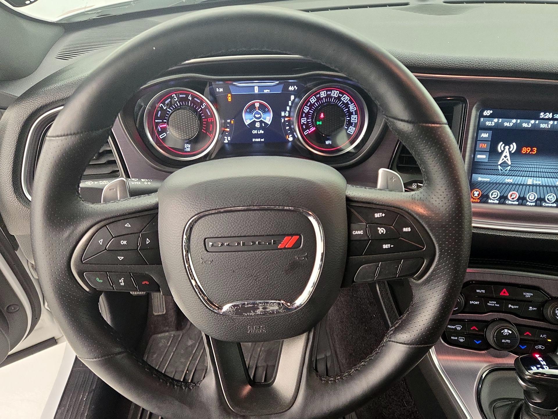 Thumbnail: 2017 Dodge Challenger - 10