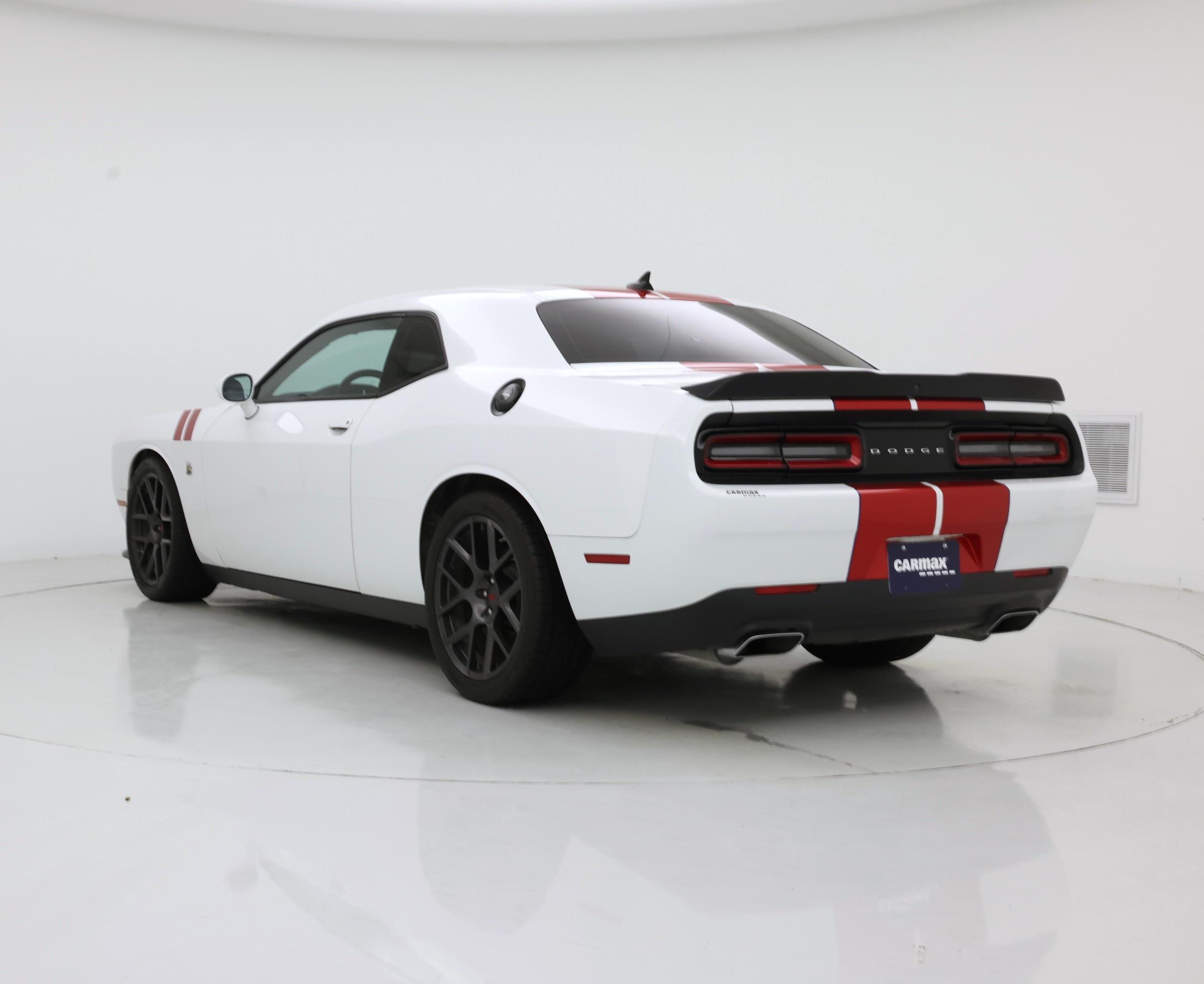 Thumbnail: 2017 Dodge Challenger - 2
