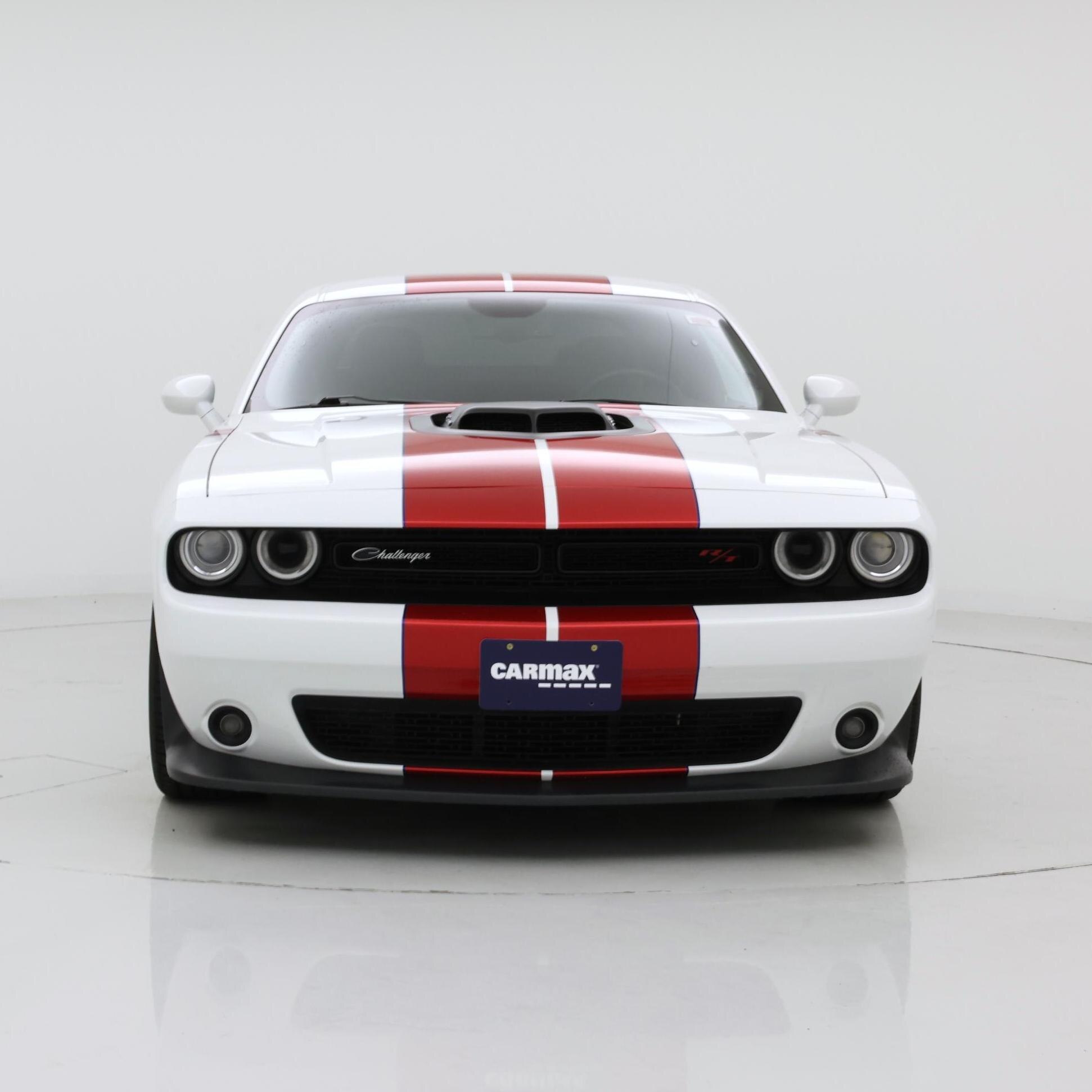 Thumbnail: 2017 Dodge Challenger - 5