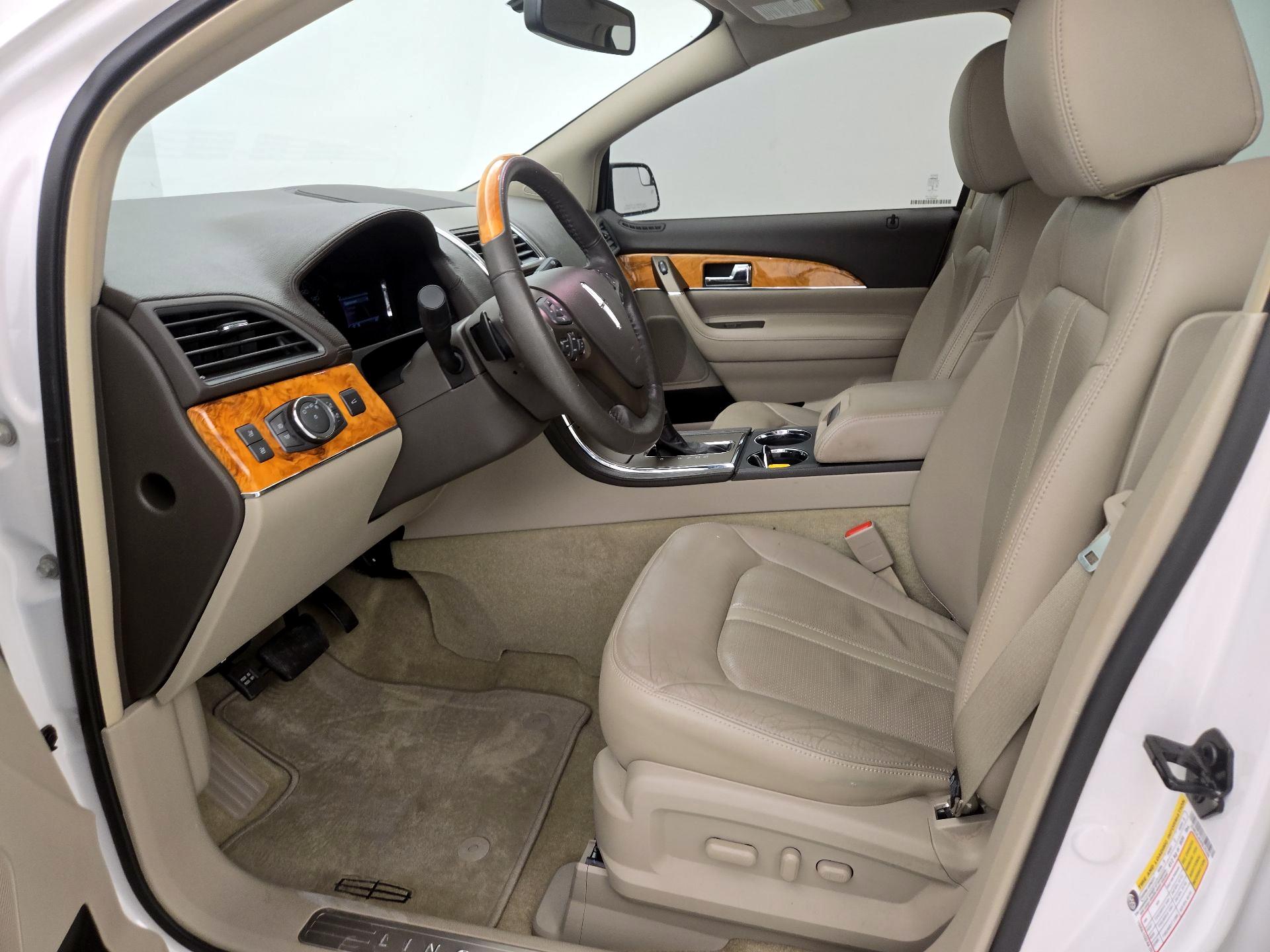 Thumbnail: 2015 Lincoln MKX - 11