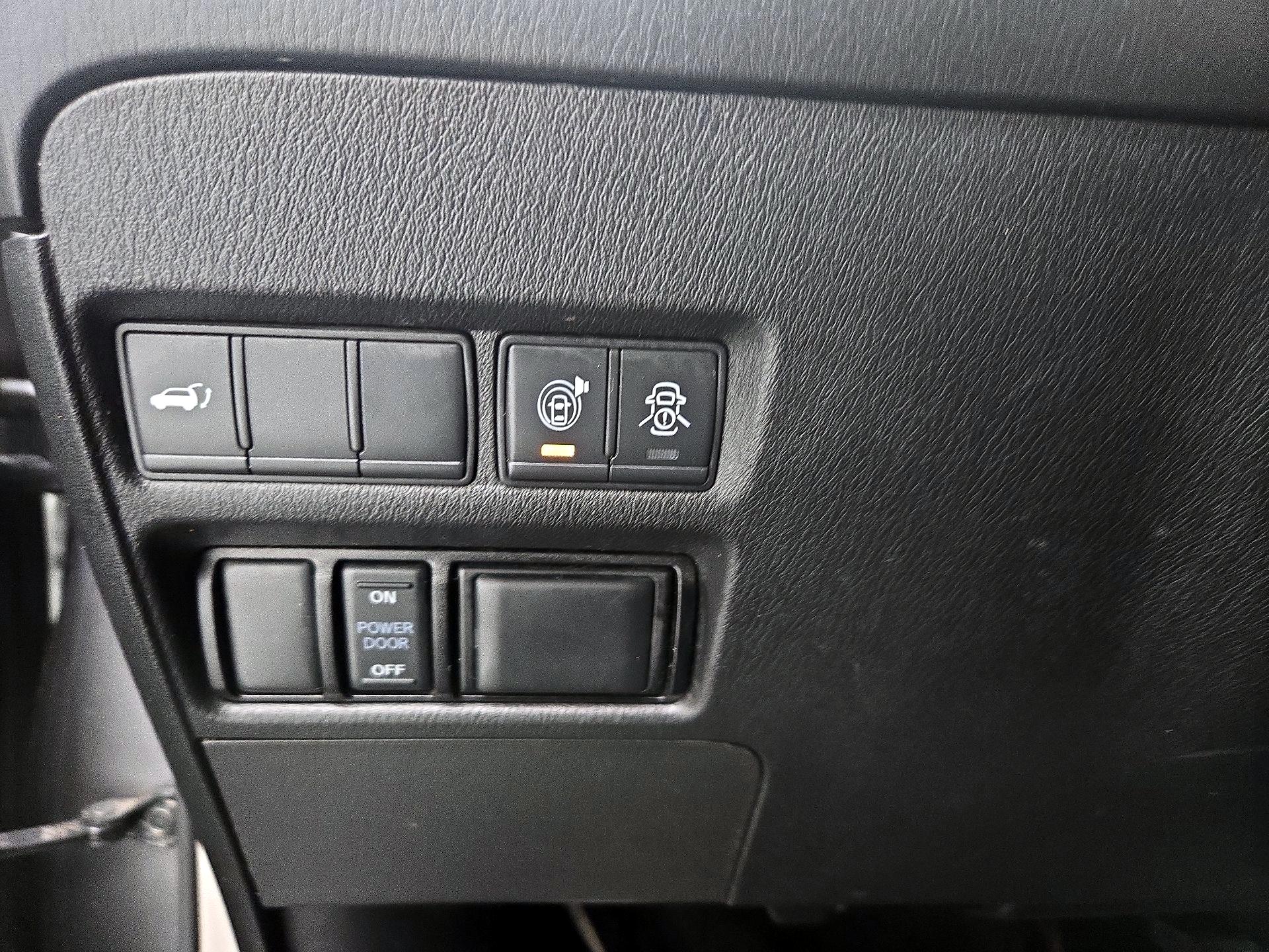 Thumbnail: 2020 Nissan Armada - 13