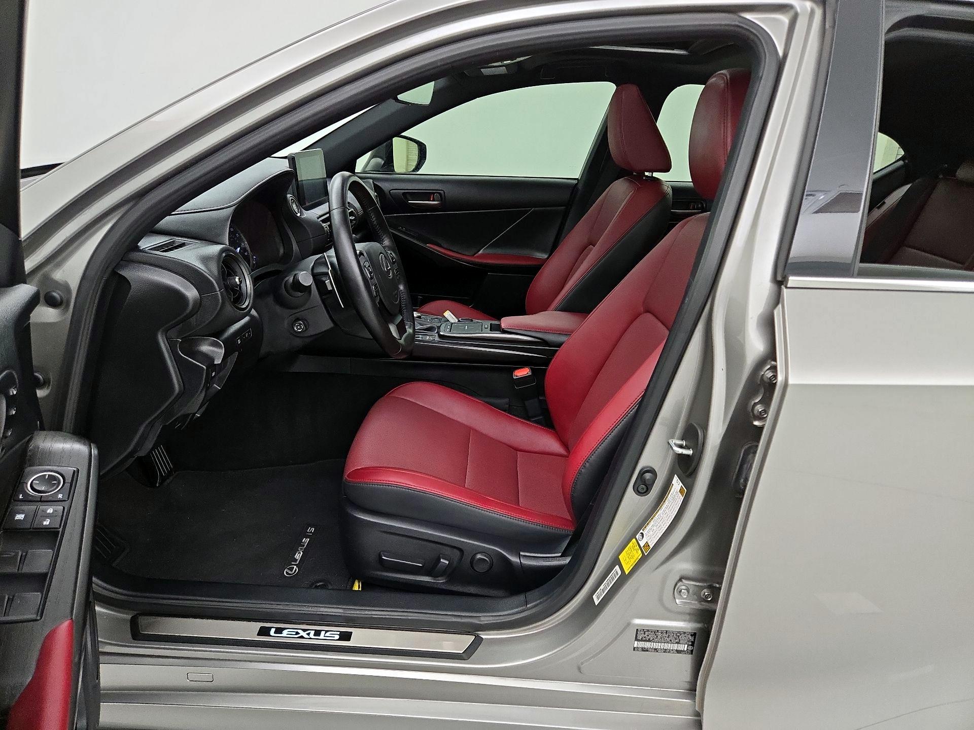 Thumbnail: 2023 Lexus IS - 11
