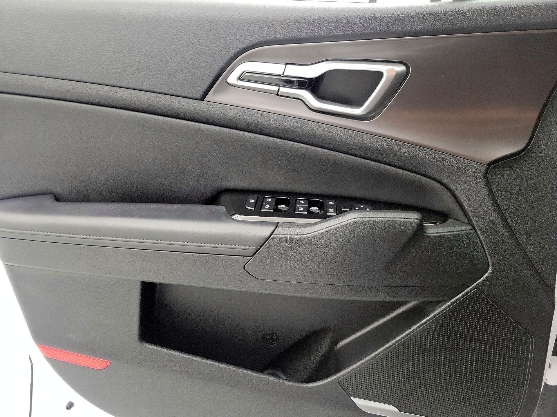 Thumbnail: 2024 Kia Sportage - 12