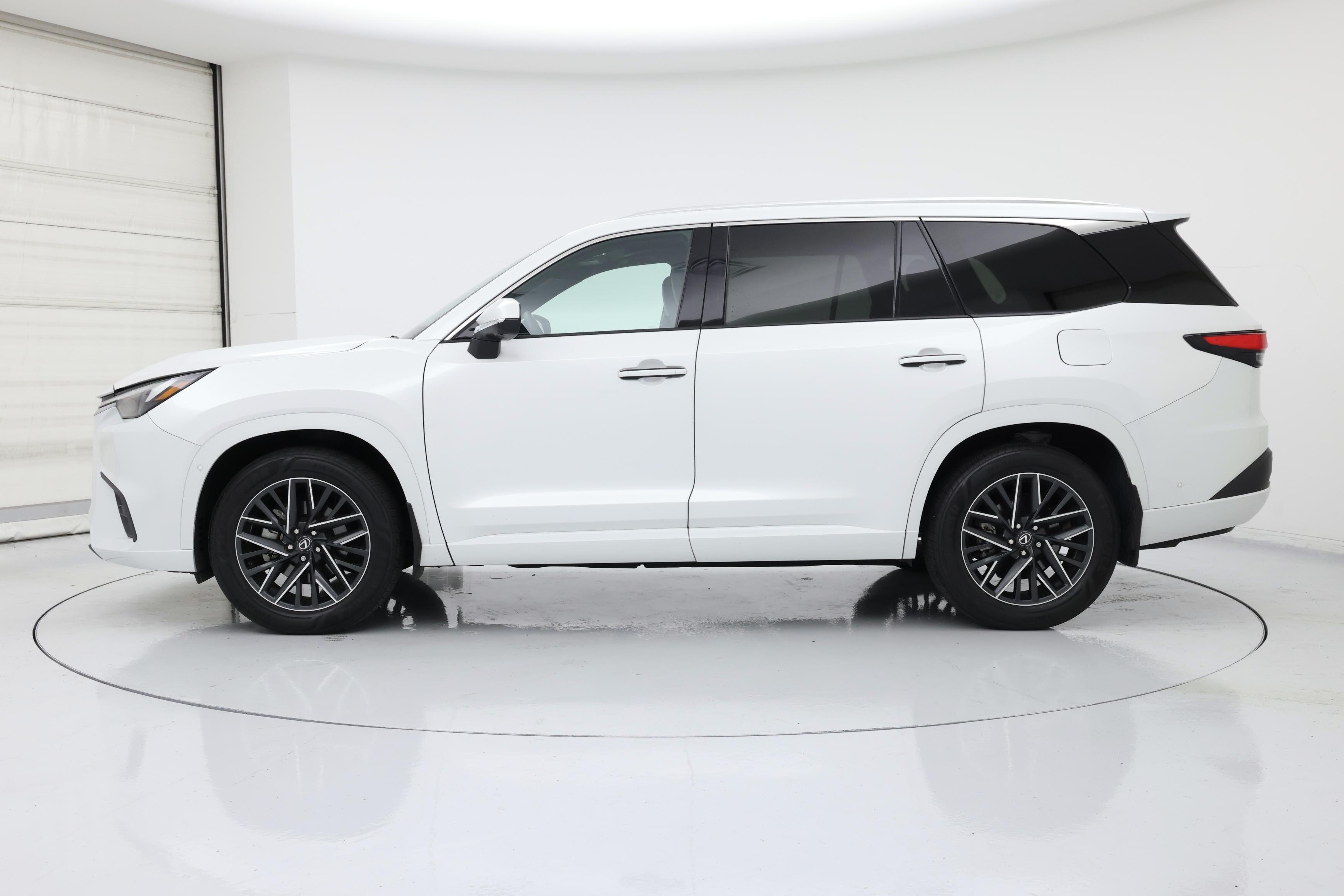 Thumbnail: 2024 Lexus TX - 3