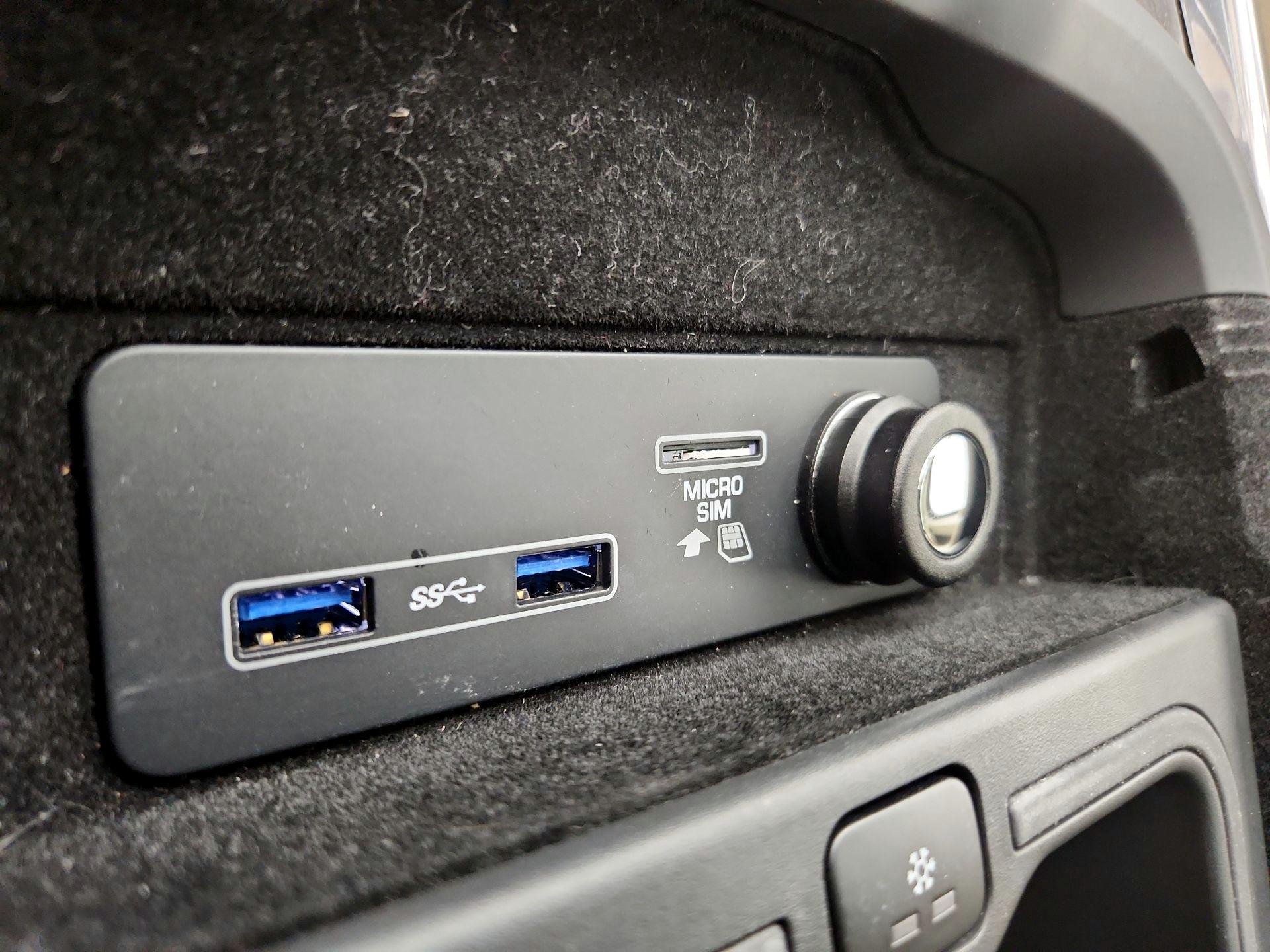 Thumbnail: 2022 Land Rover Range Rover Sport - 19