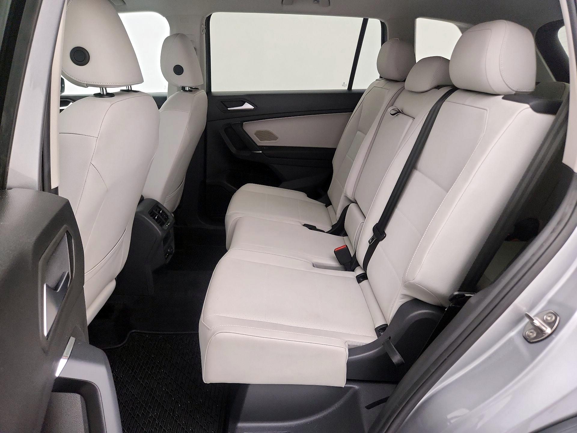 Thumbnail: 2020 Volkswagen Tiguan - 19