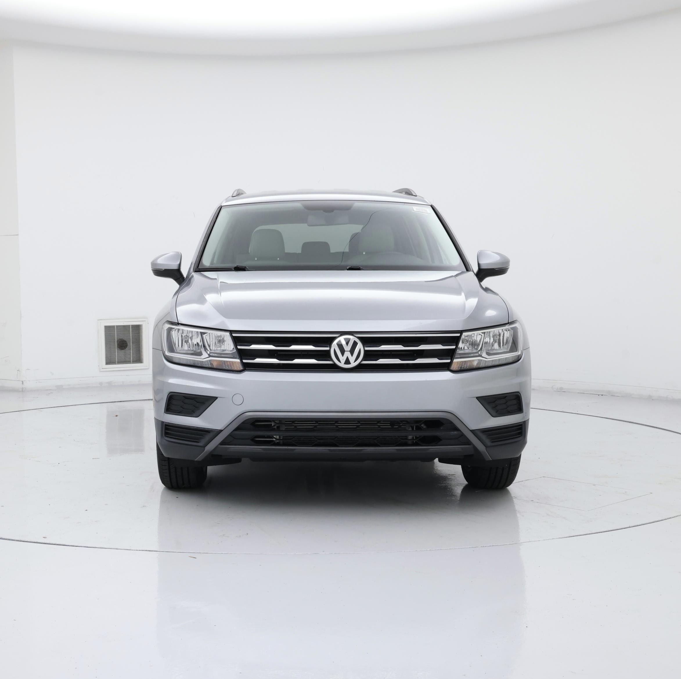 Thumbnail: 2020 Volkswagen Tiguan - 5
