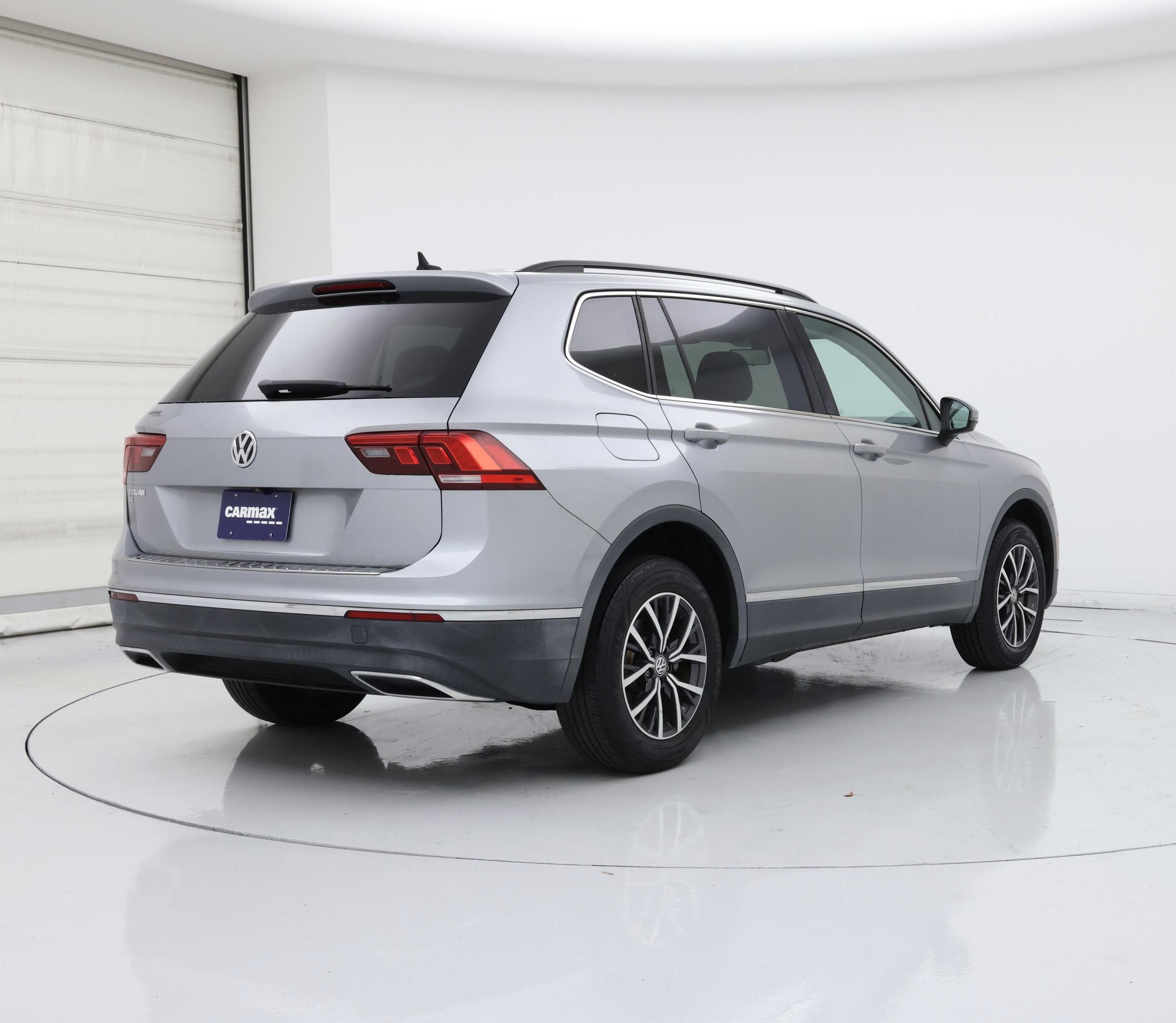 Thumbnail: 2020 Volkswagen Tiguan - 8