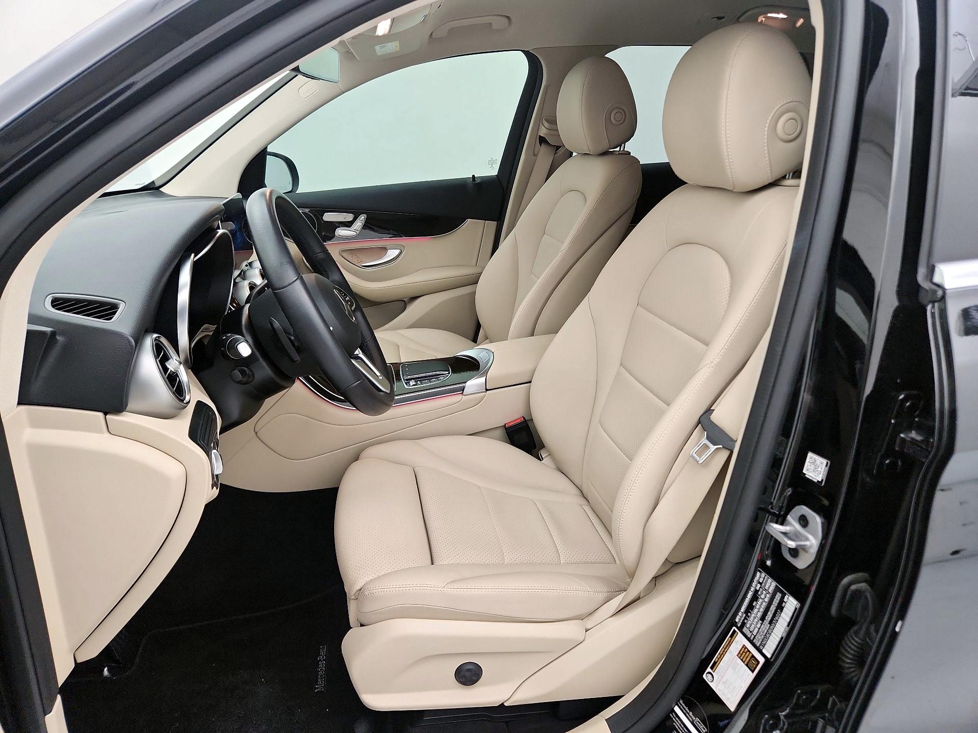 Thumbnail: 2022 Mercedes-Benz GLC - 11