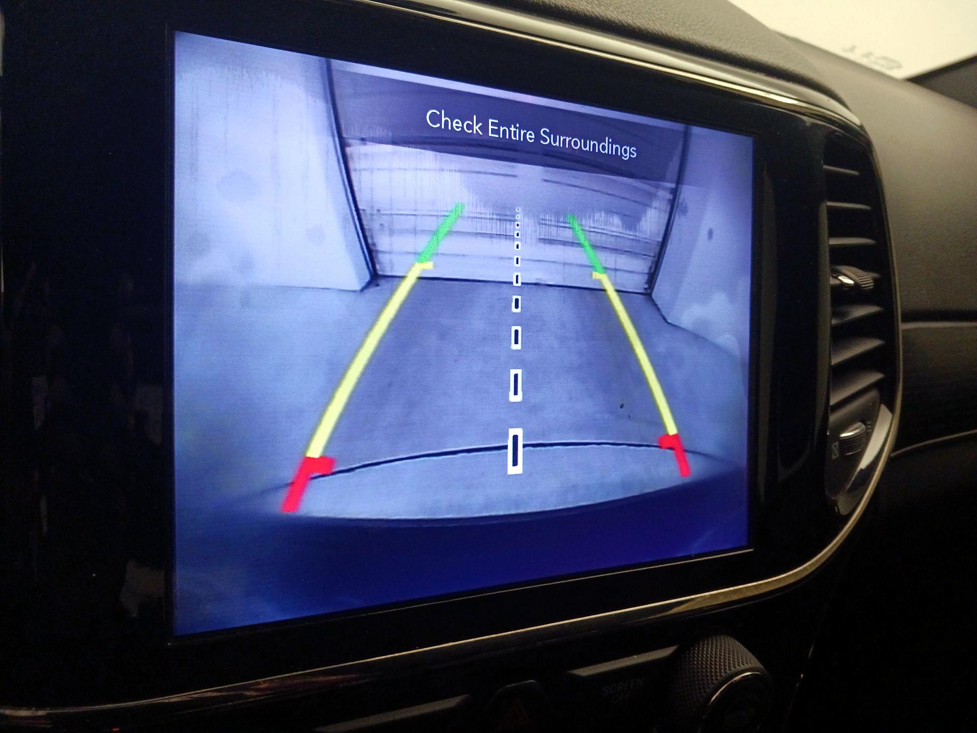 Thumbnail: 2021 Jeep Grand Cherokee - 15