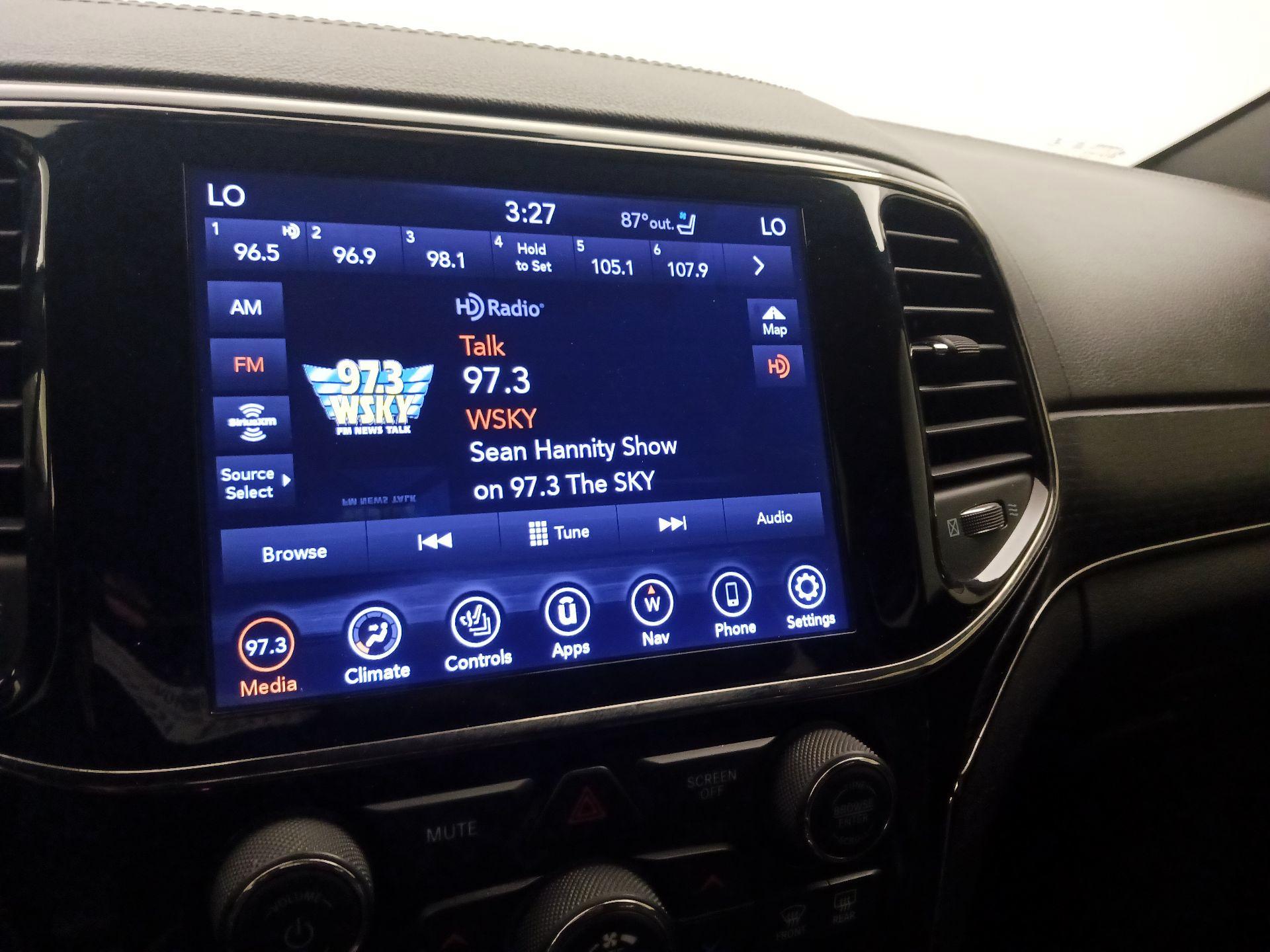 Thumbnail: 2021 Jeep Grand Cherokee - 16