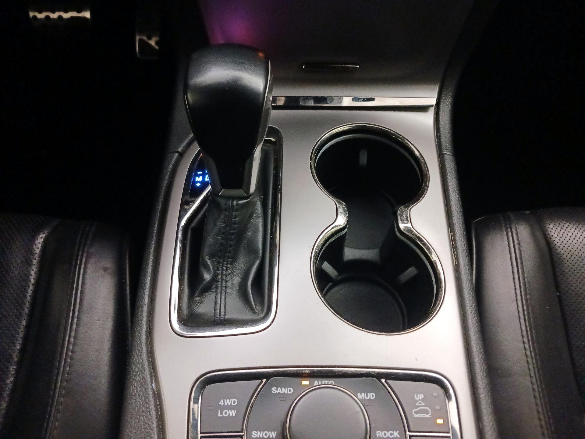 Thumbnail: 2021 Jeep Grand Cherokee - 18