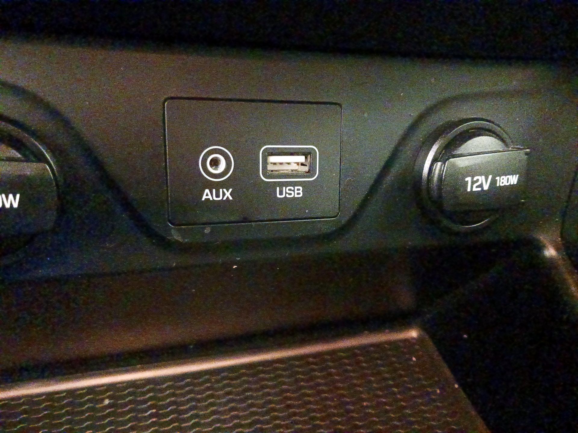 Thumbnail: 2018 Hyundai Tucson - 18