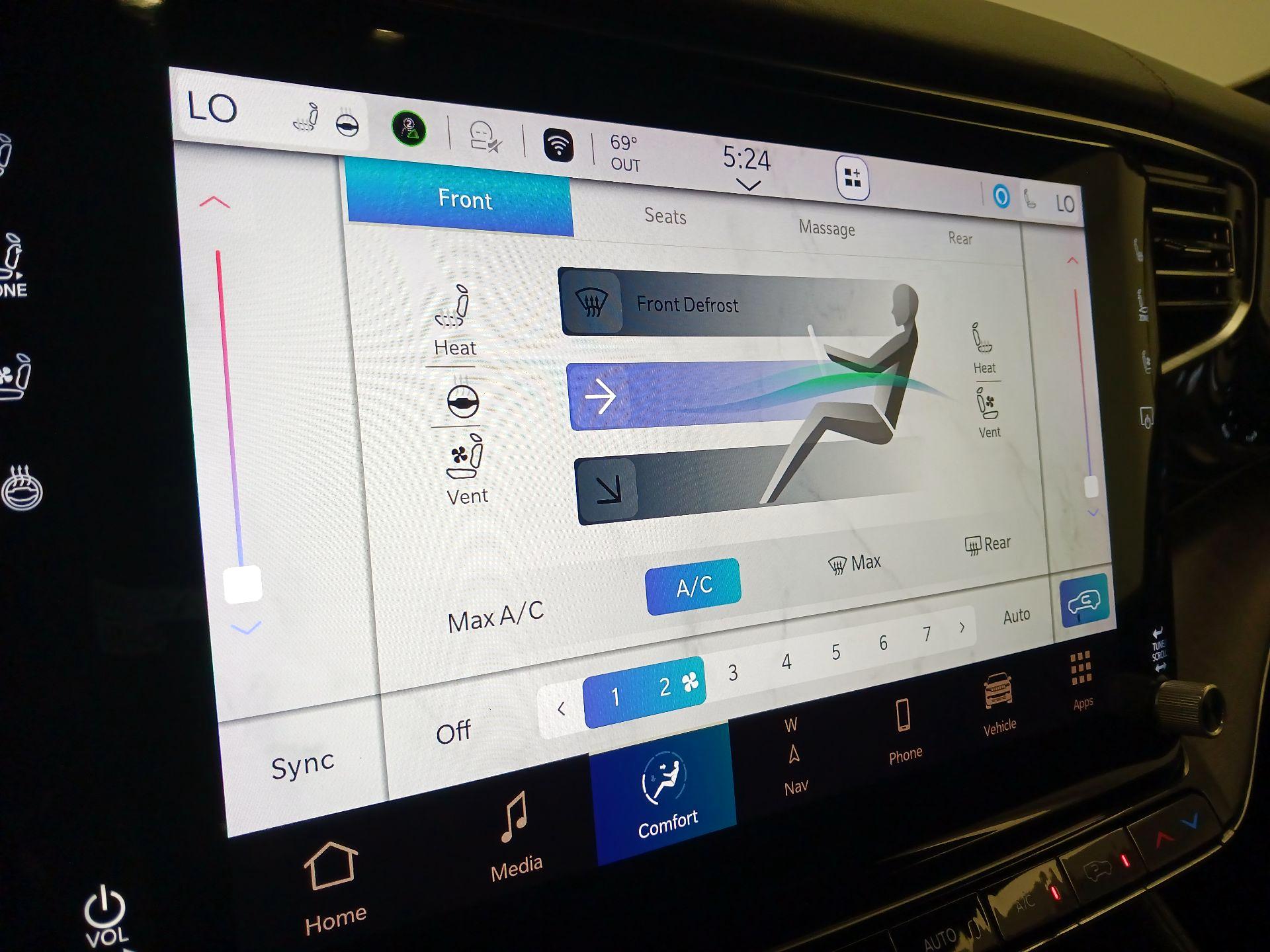 Thumbnail: 2022 Jeep Grand Wagoneer - 17