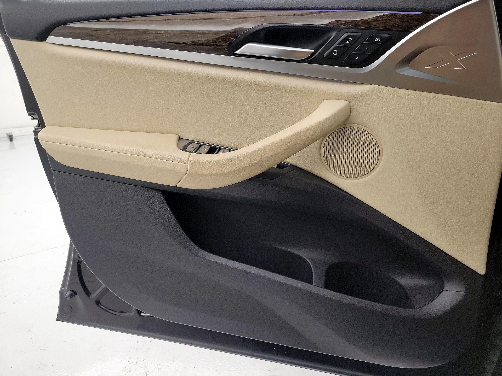 Thumbnail: 2021 BMW X3 - 12