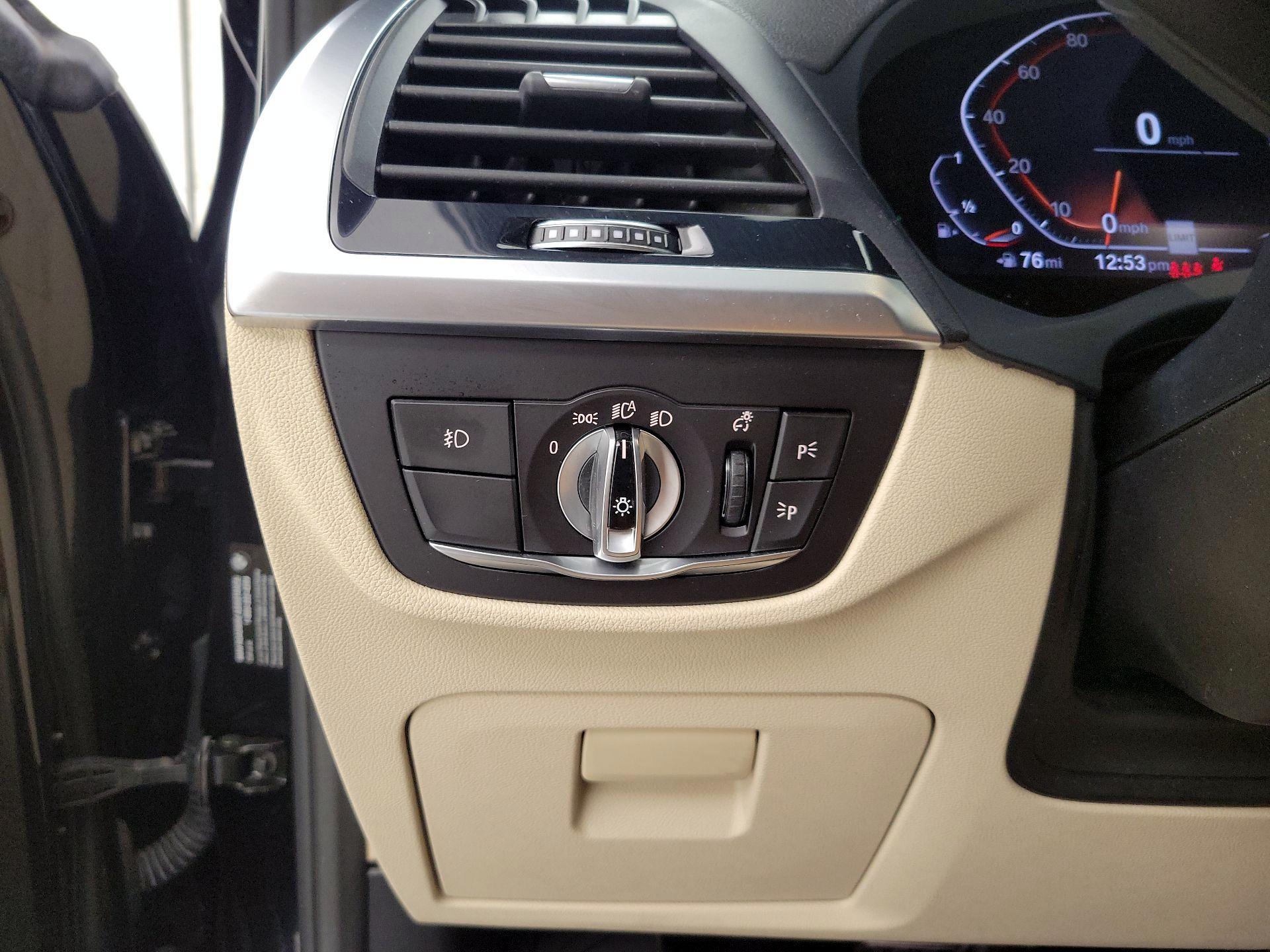 Thumbnail: 2021 BMW X3 - 13