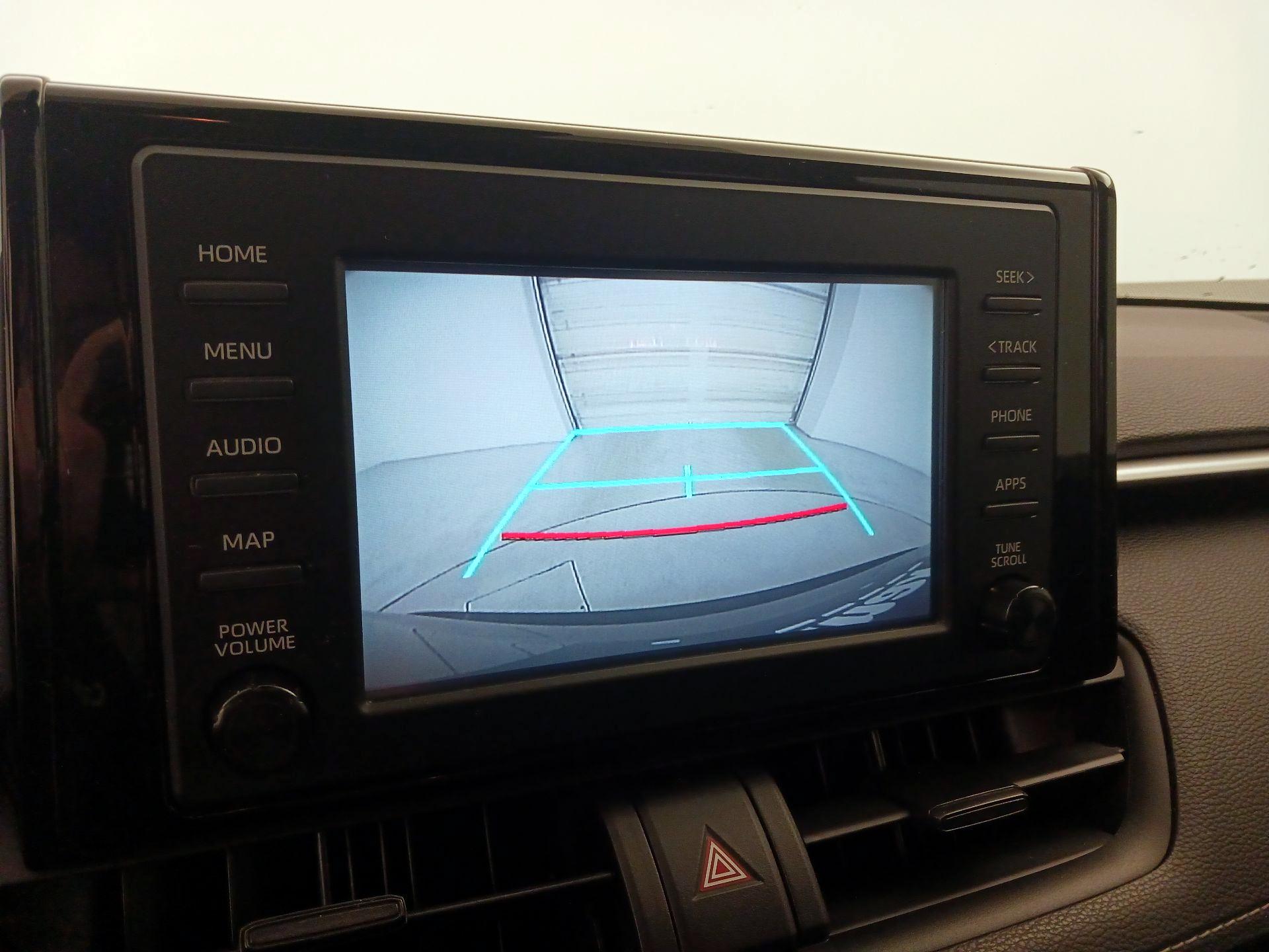 Thumbnail: 2019 Toyota RAV4 - 14