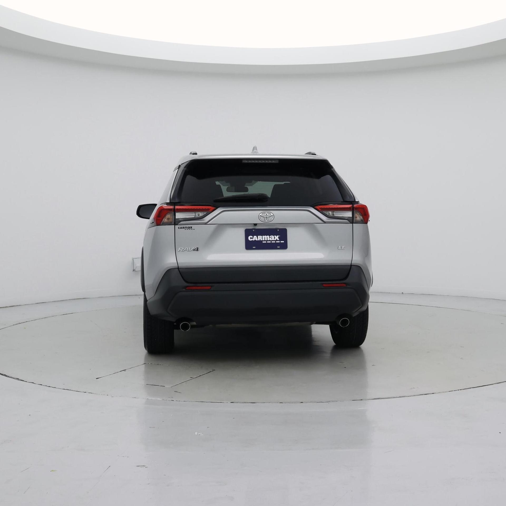 Thumbnail: 2019 Toyota RAV4 - 6