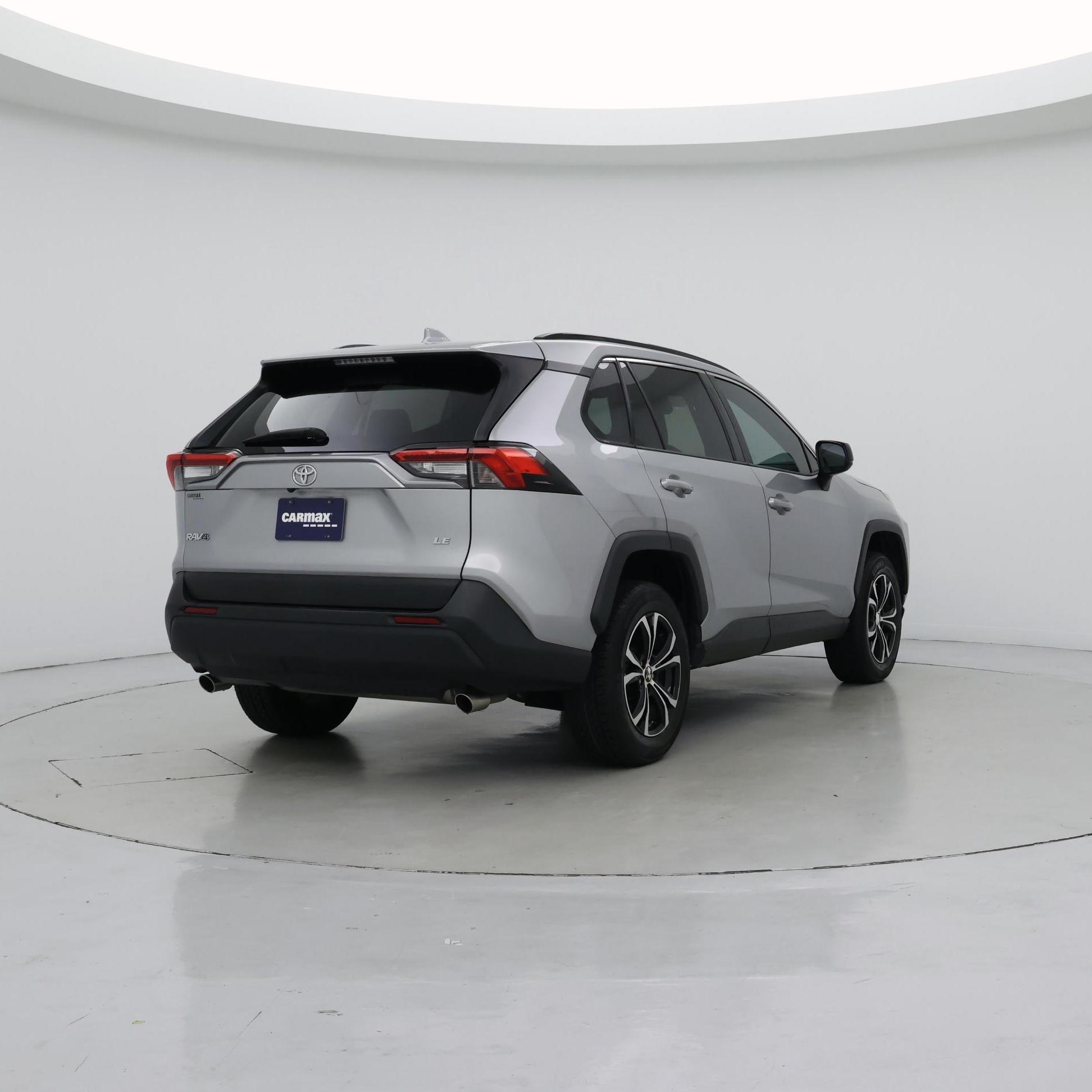 Thumbnail: 2019 Toyota RAV4 - 8