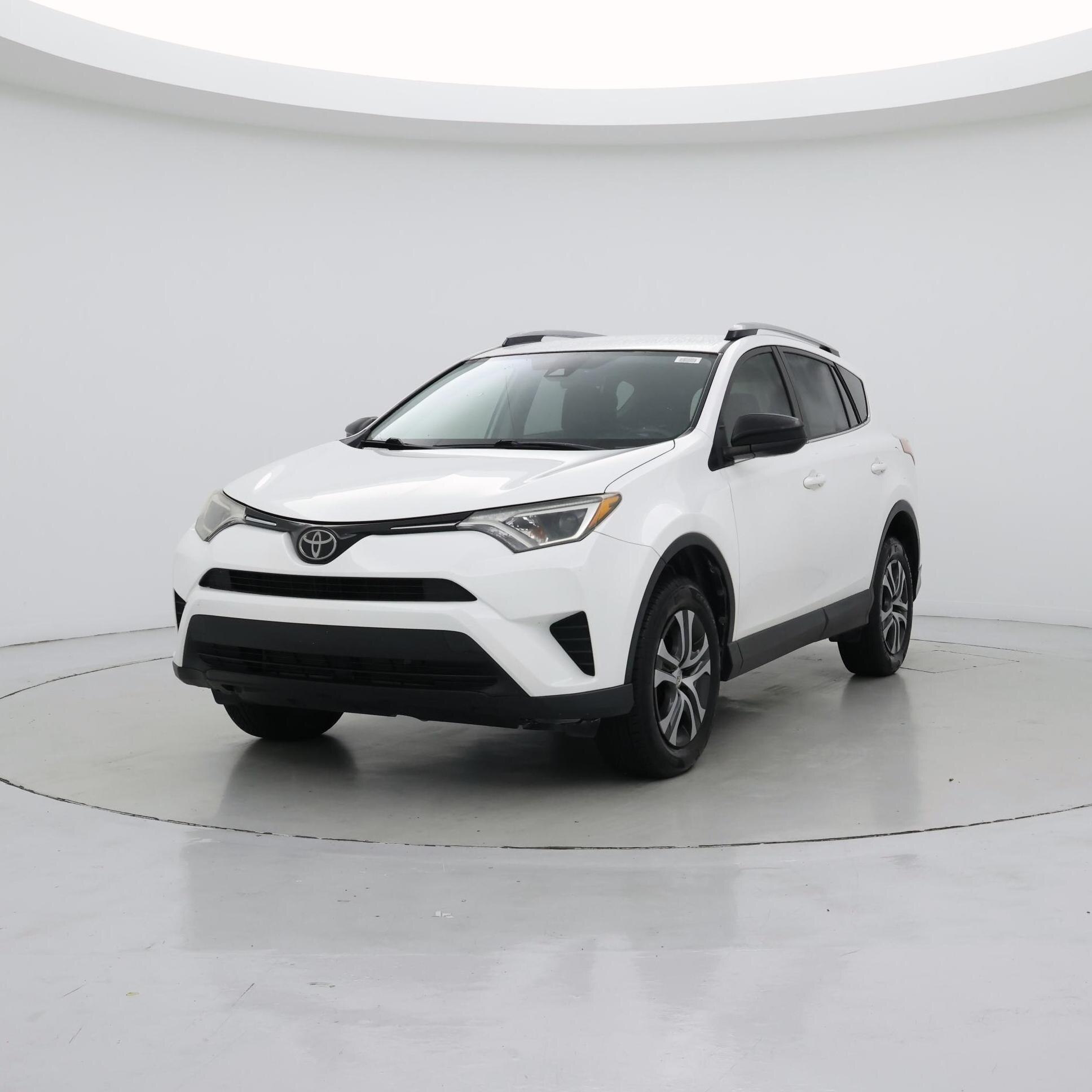 Thumbnail: 2018 Toyota RAV4 - 4