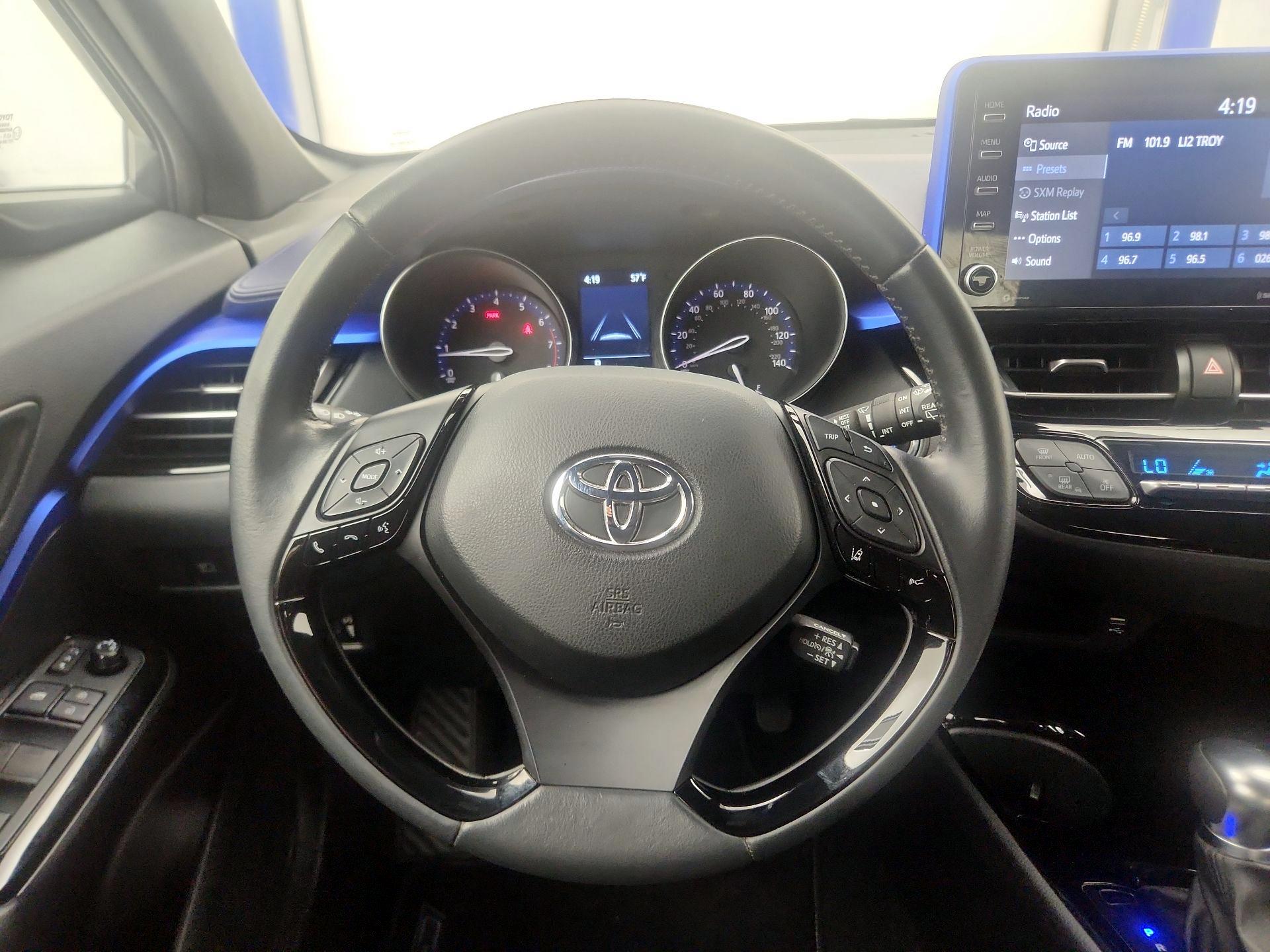 Thumbnail: 2022 Toyota C-HR - 10