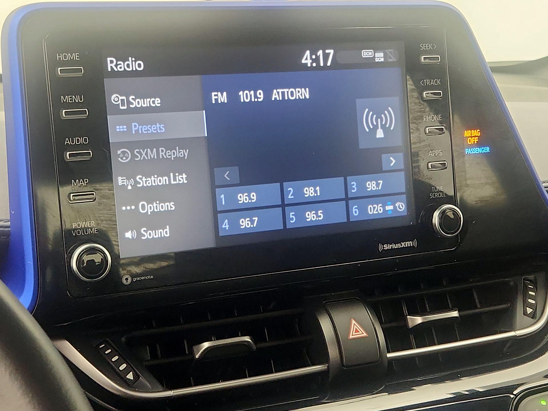 Thumbnail: 2022 Toyota C-HR - 15