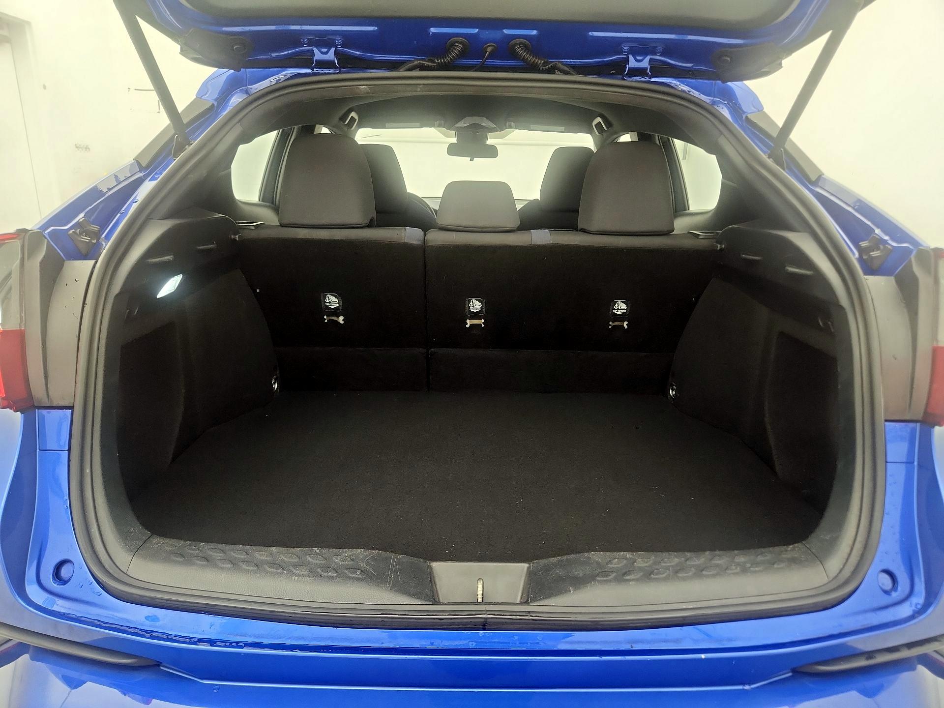 Thumbnail: 2022 Toyota C-HR - 20