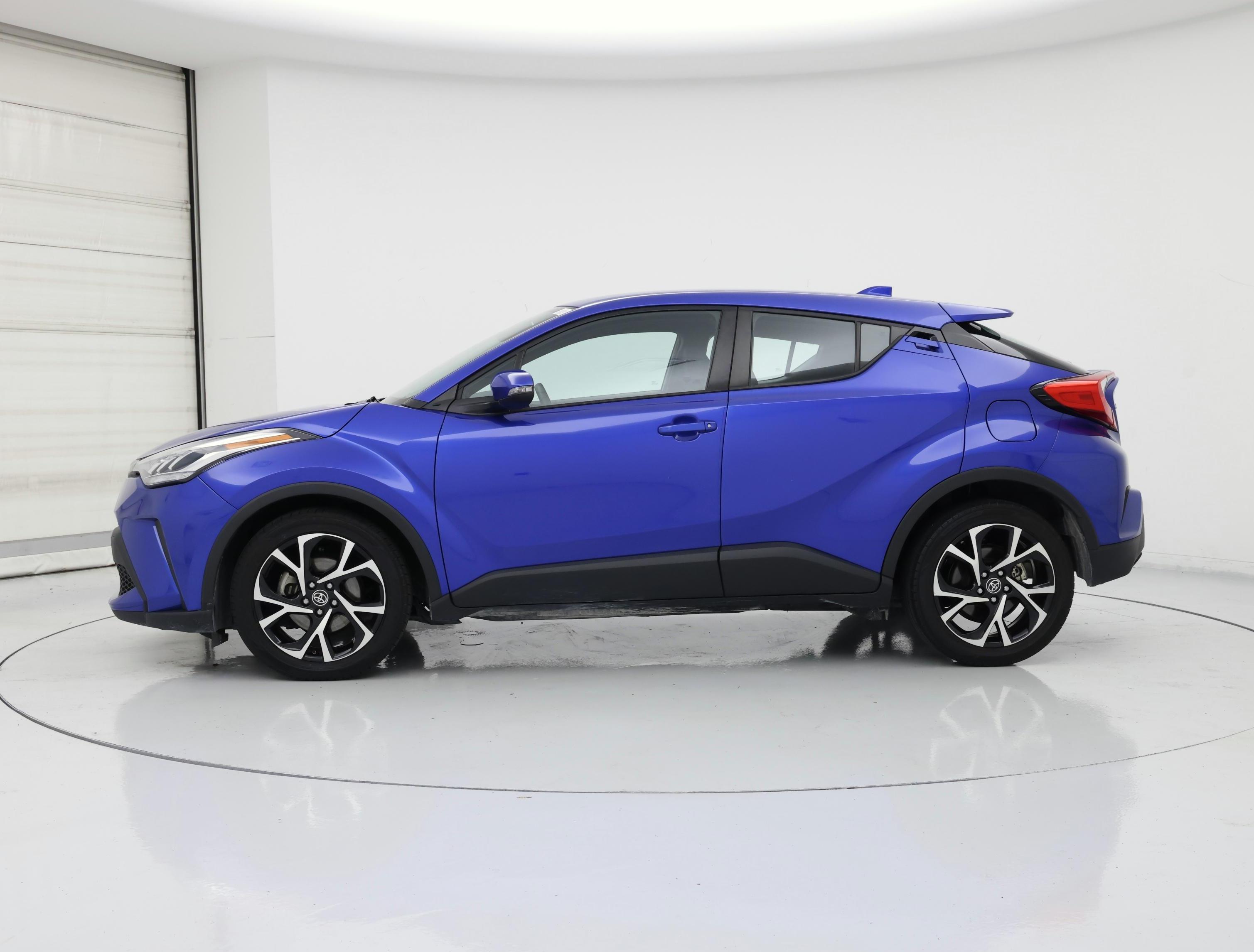 Thumbnail: 2022 Toyota C-HR - 3