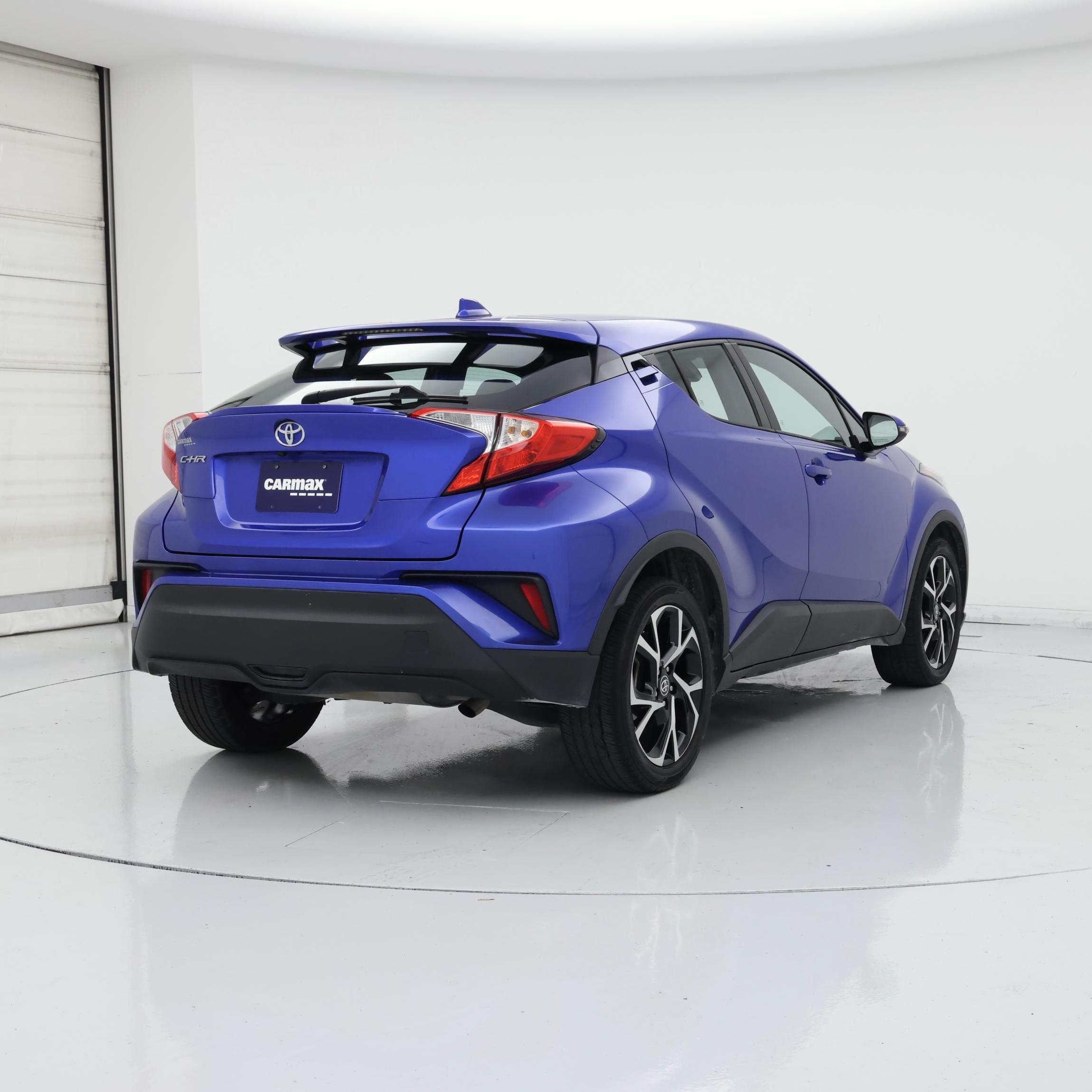 Thumbnail: 2022 Toyota C-HR - 8