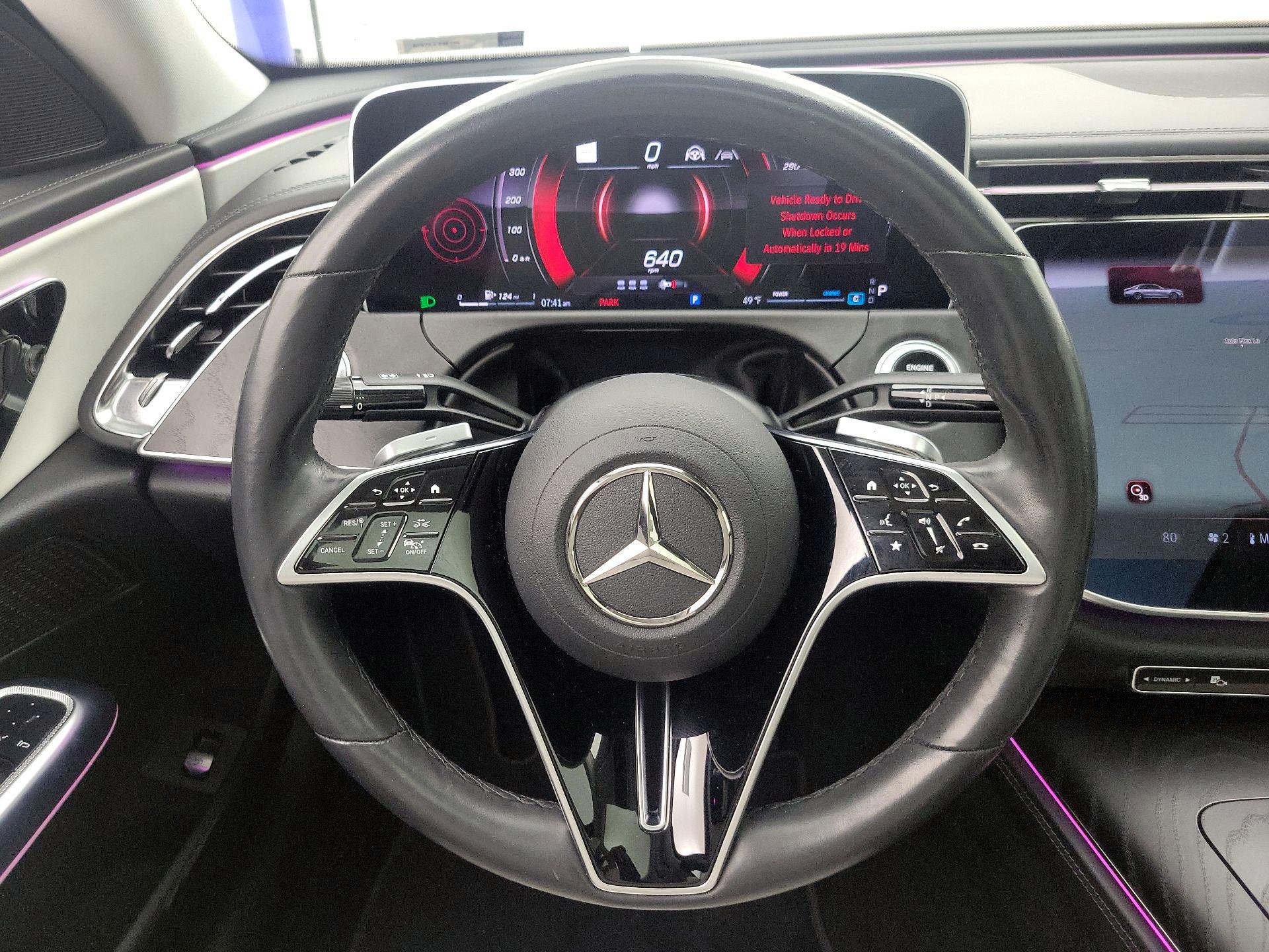 Thumbnail: 2024 Mercedes-Benz E-Class - 10