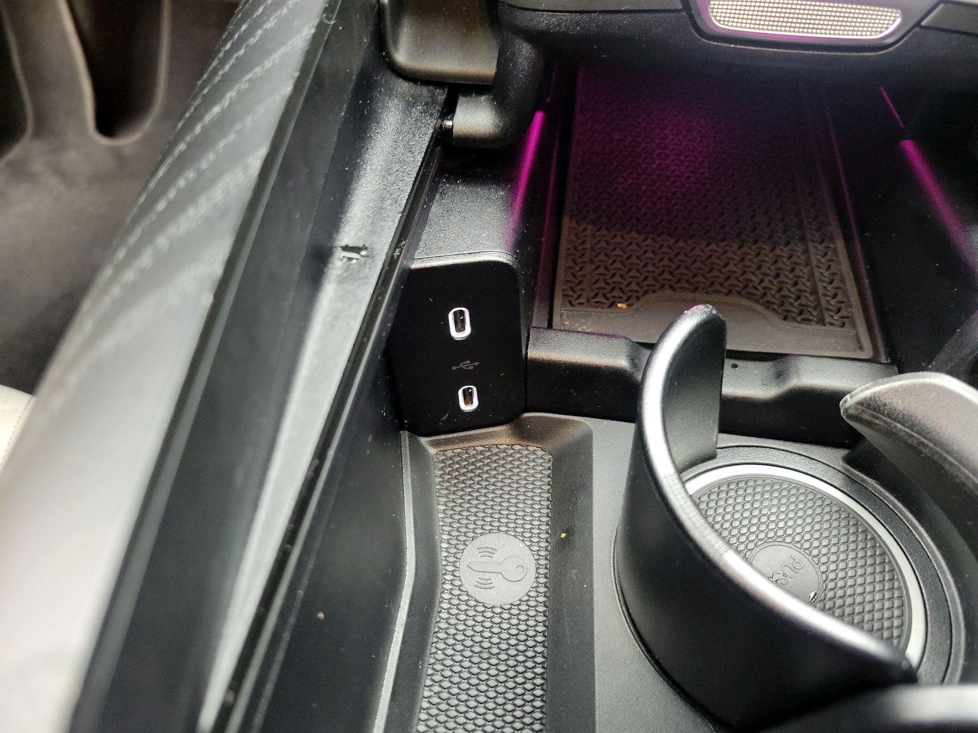 Thumbnail: 2024 Mercedes-Benz E-Class - 19