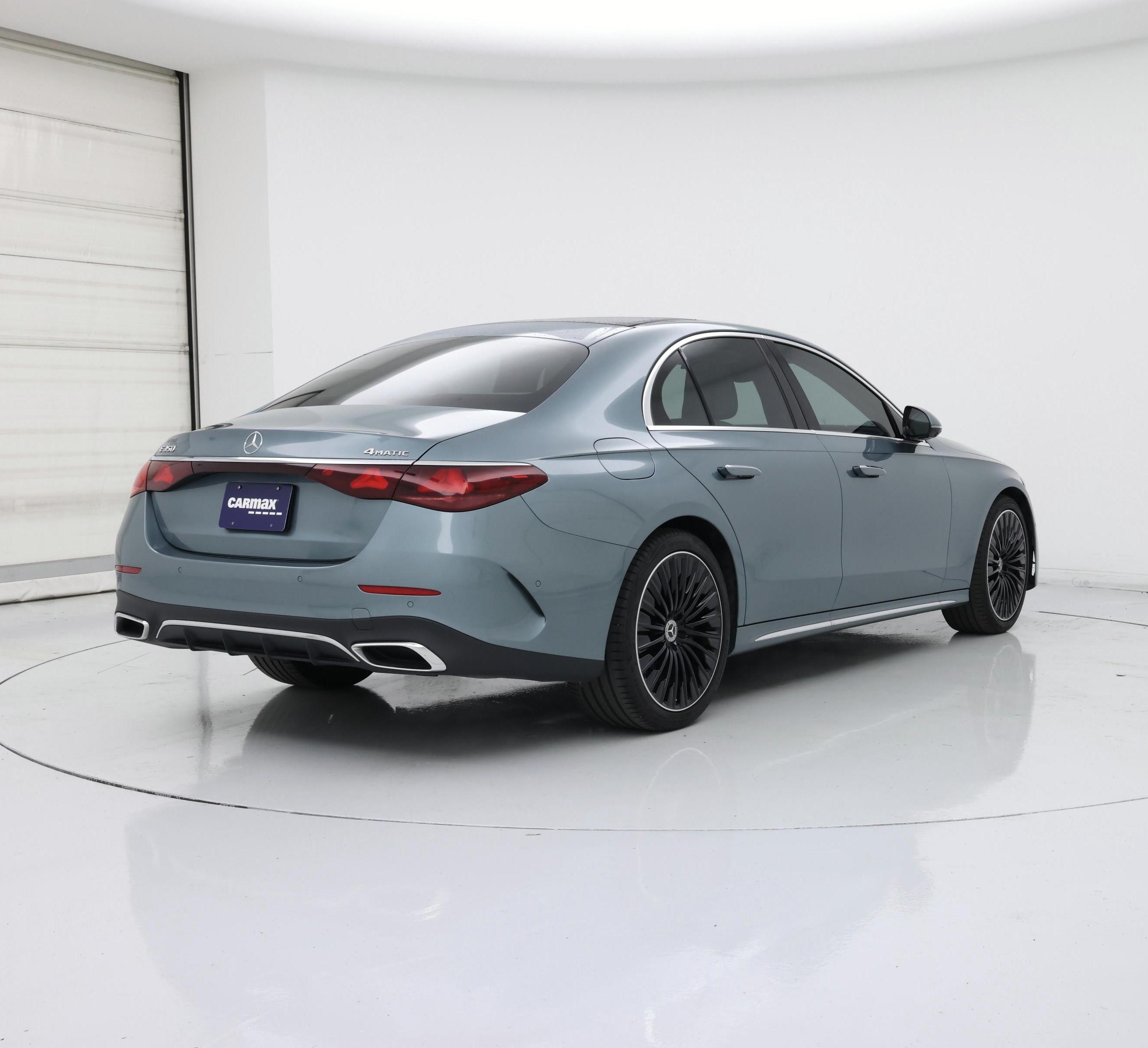 Thumbnail: 2024 Mercedes-Benz E-Class - 8