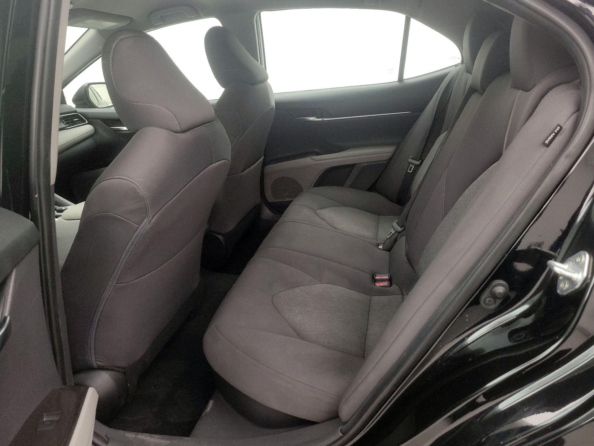 Thumbnail: 2022 Toyota Camry - 19