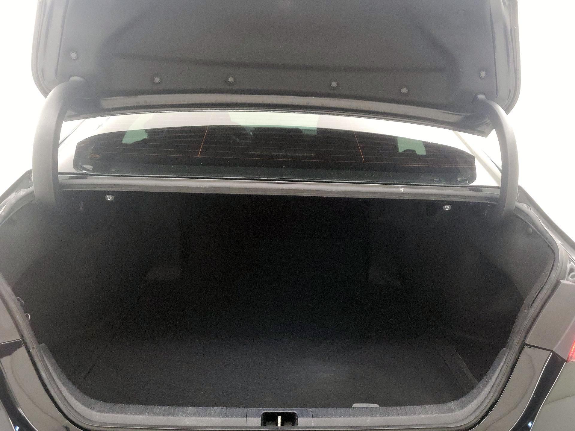 Thumbnail: 2022 Toyota Camry - 20