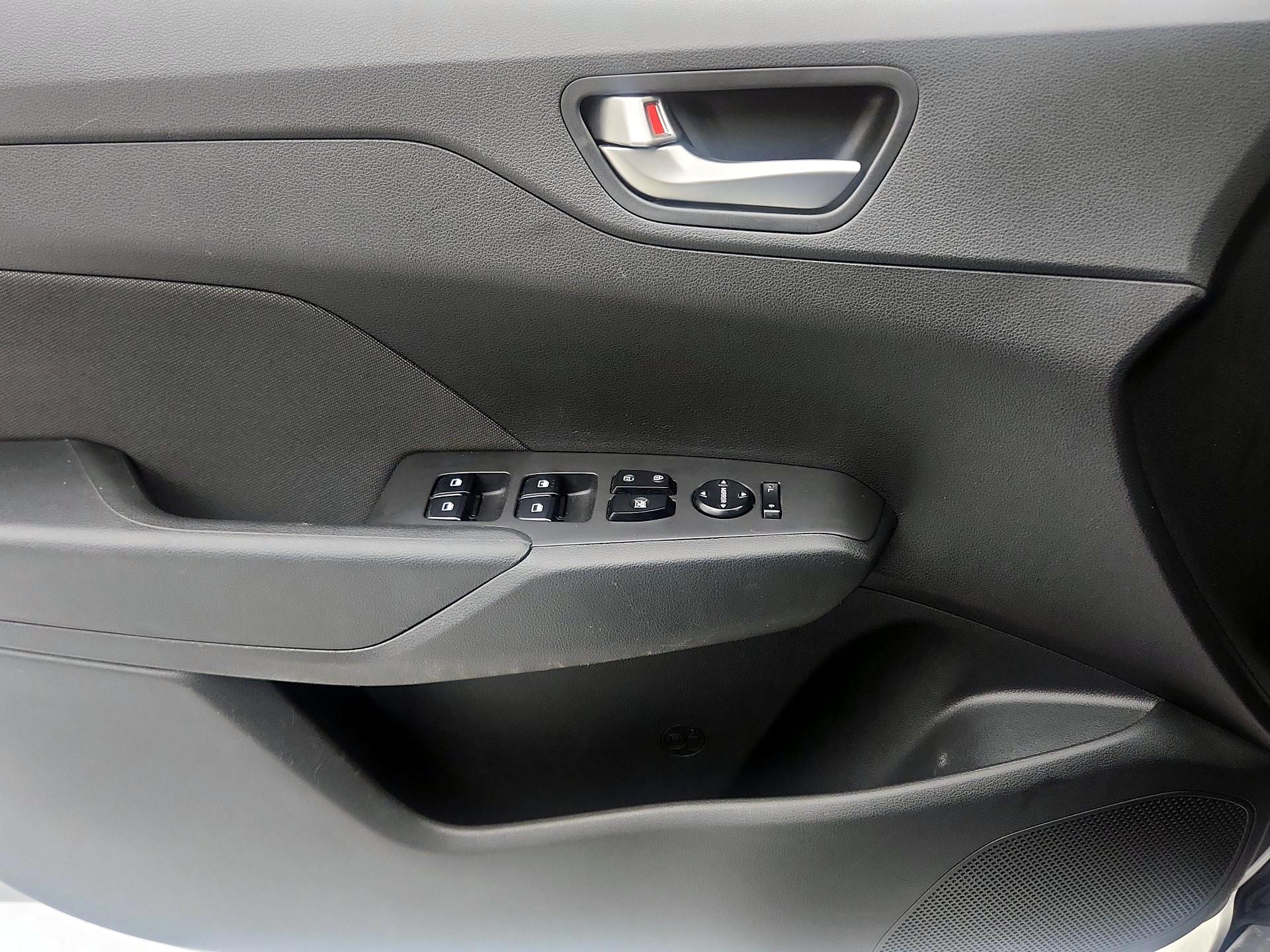 Thumbnail: 2020 Hyundai Accent - 12