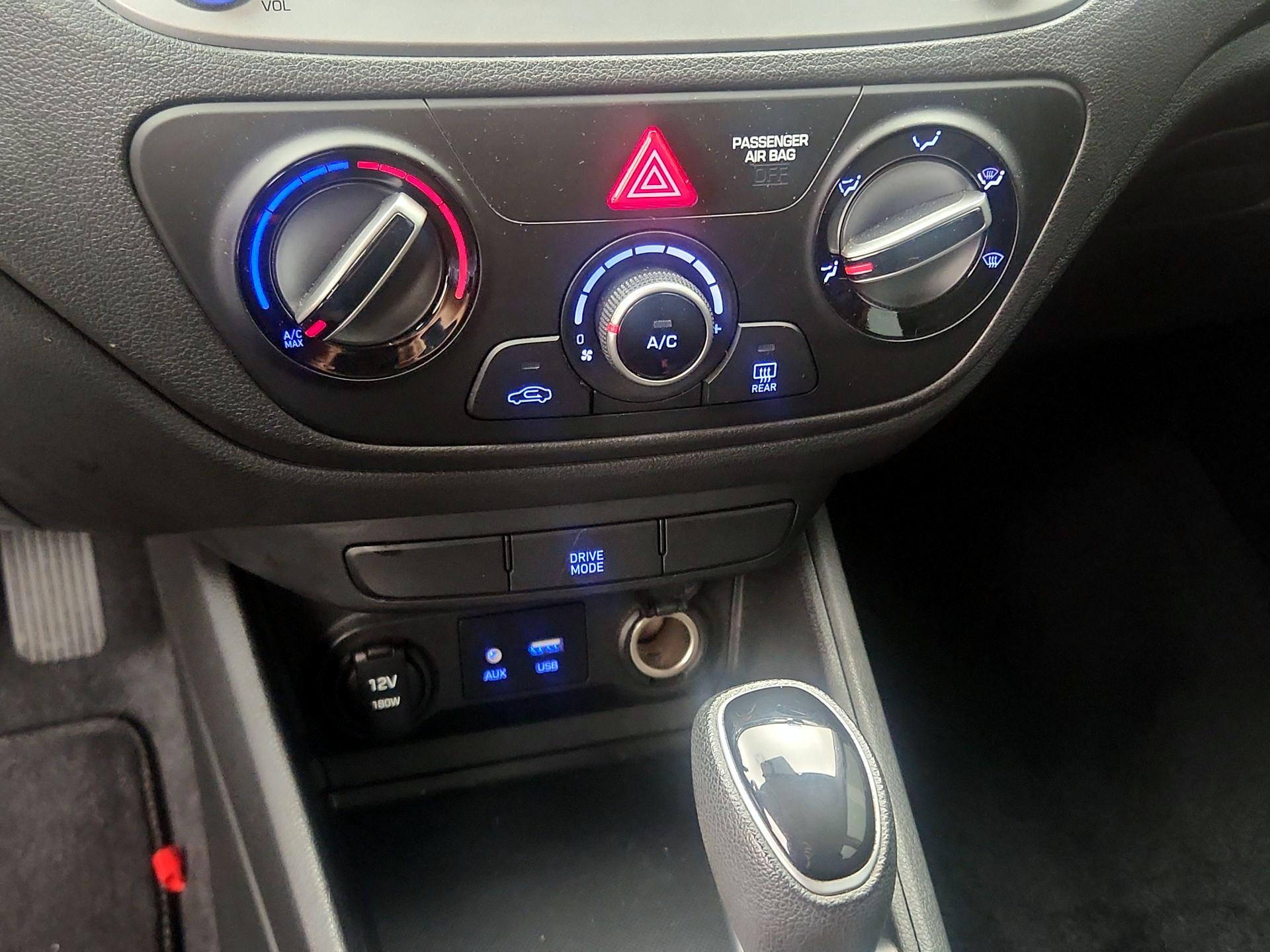 Thumbnail: 2020 Hyundai Accent - 16