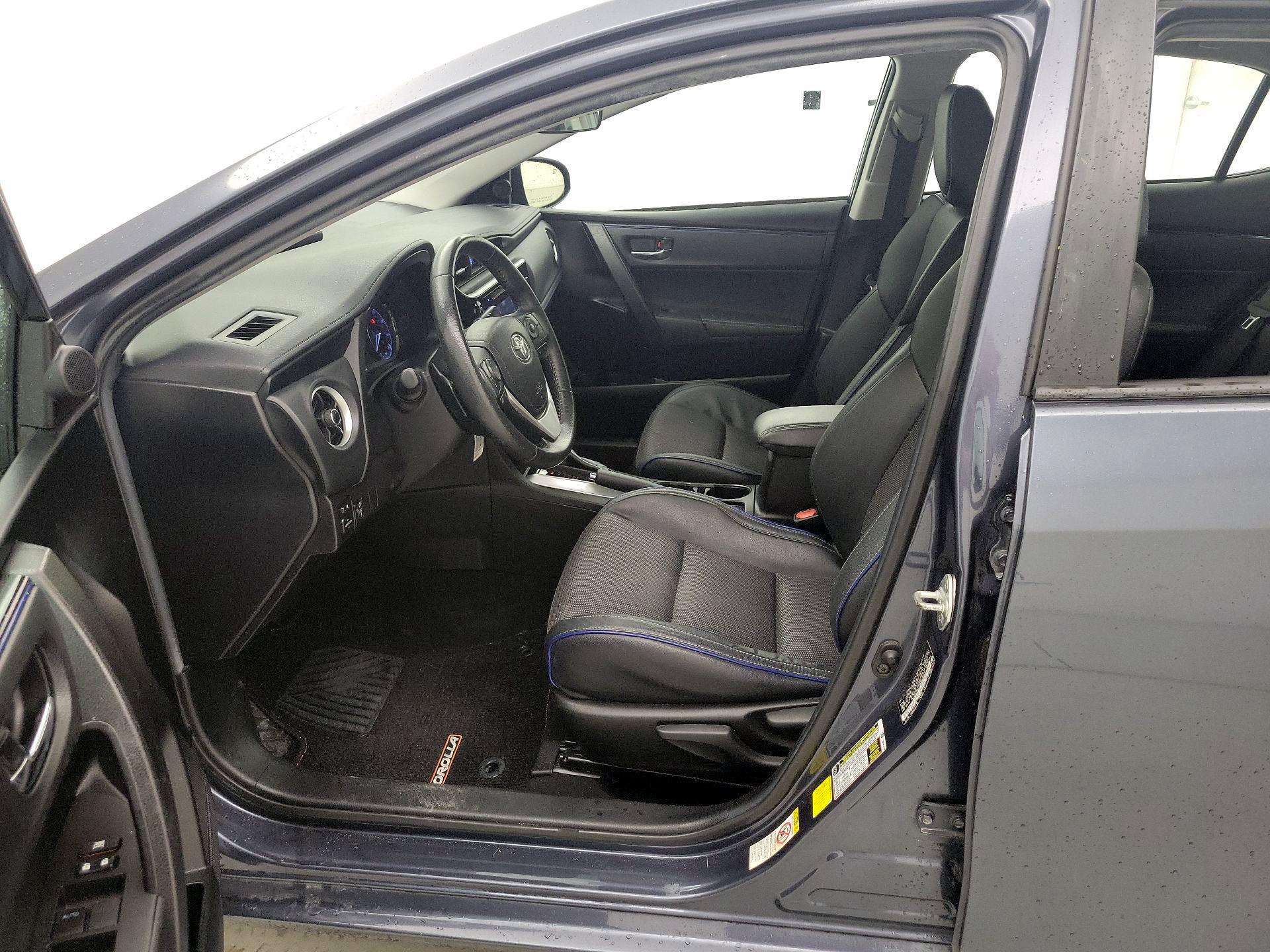 Thumbnail: 2019 Toyota Corolla - 11