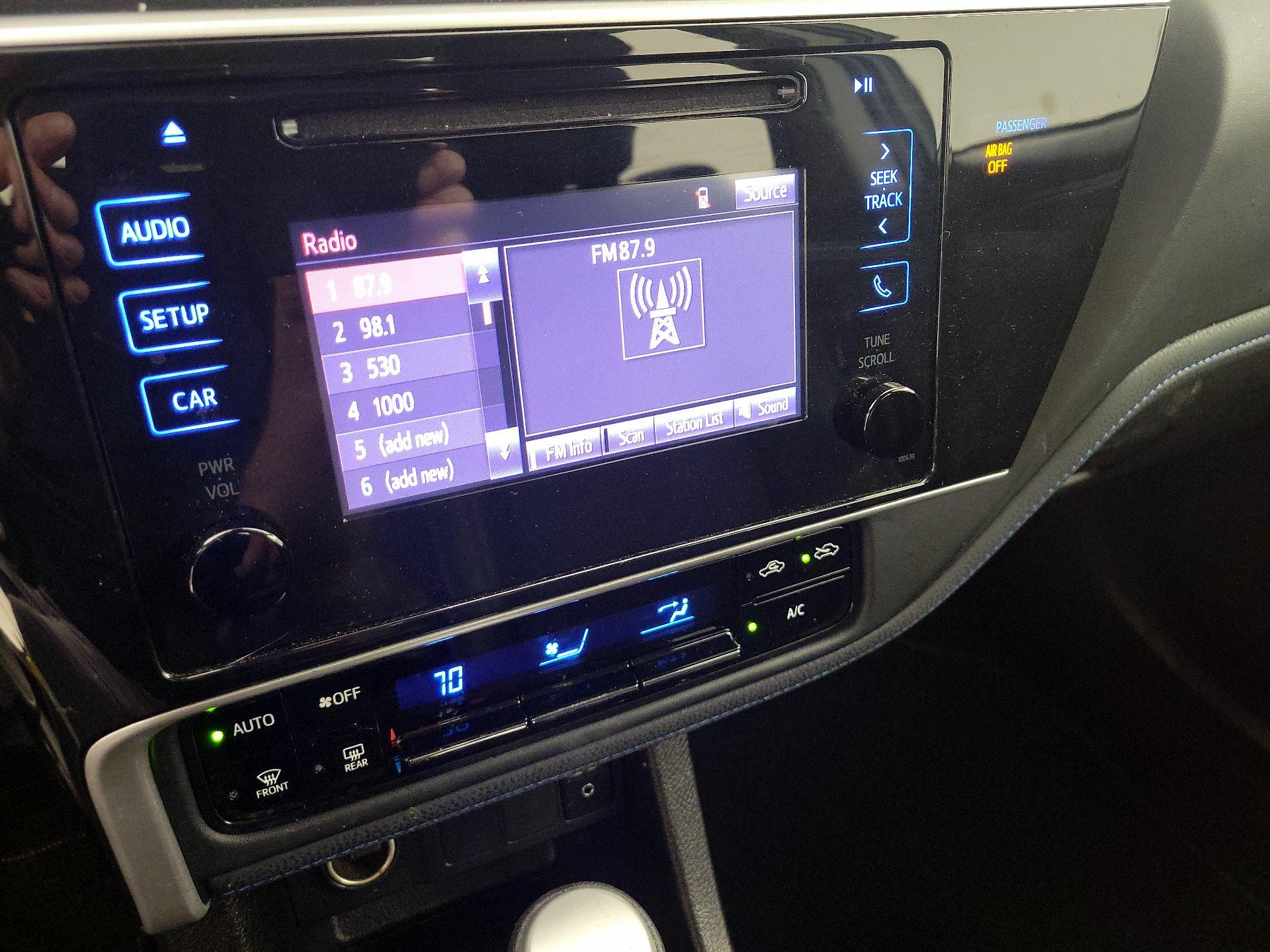 Thumbnail: 2019 Toyota Corolla - 15